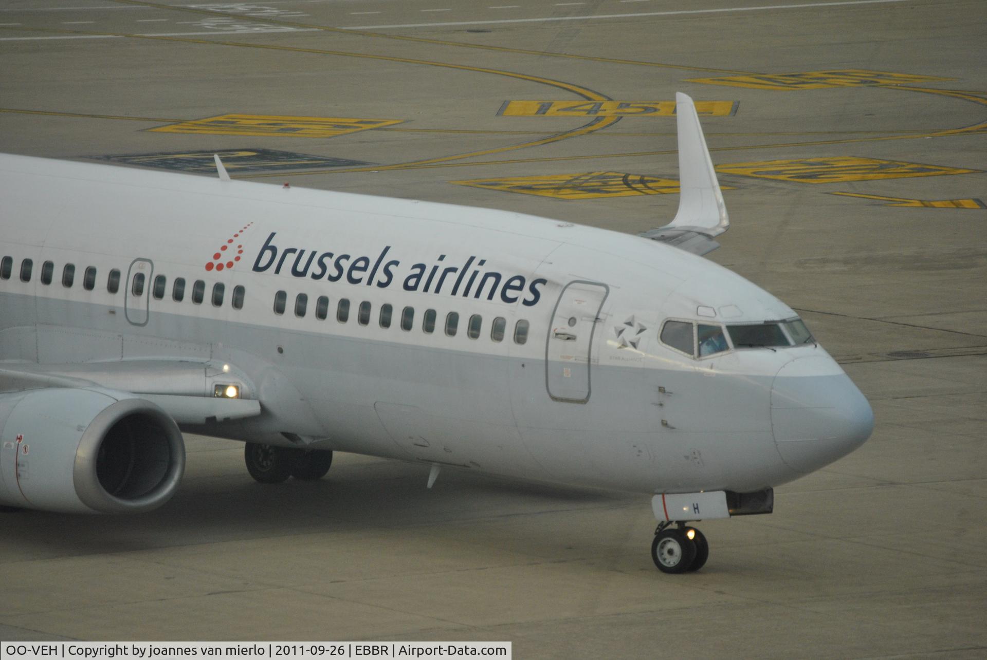 OO-VEH, 1998 Boeing 737-36N C/N 28571, Brussels 2011