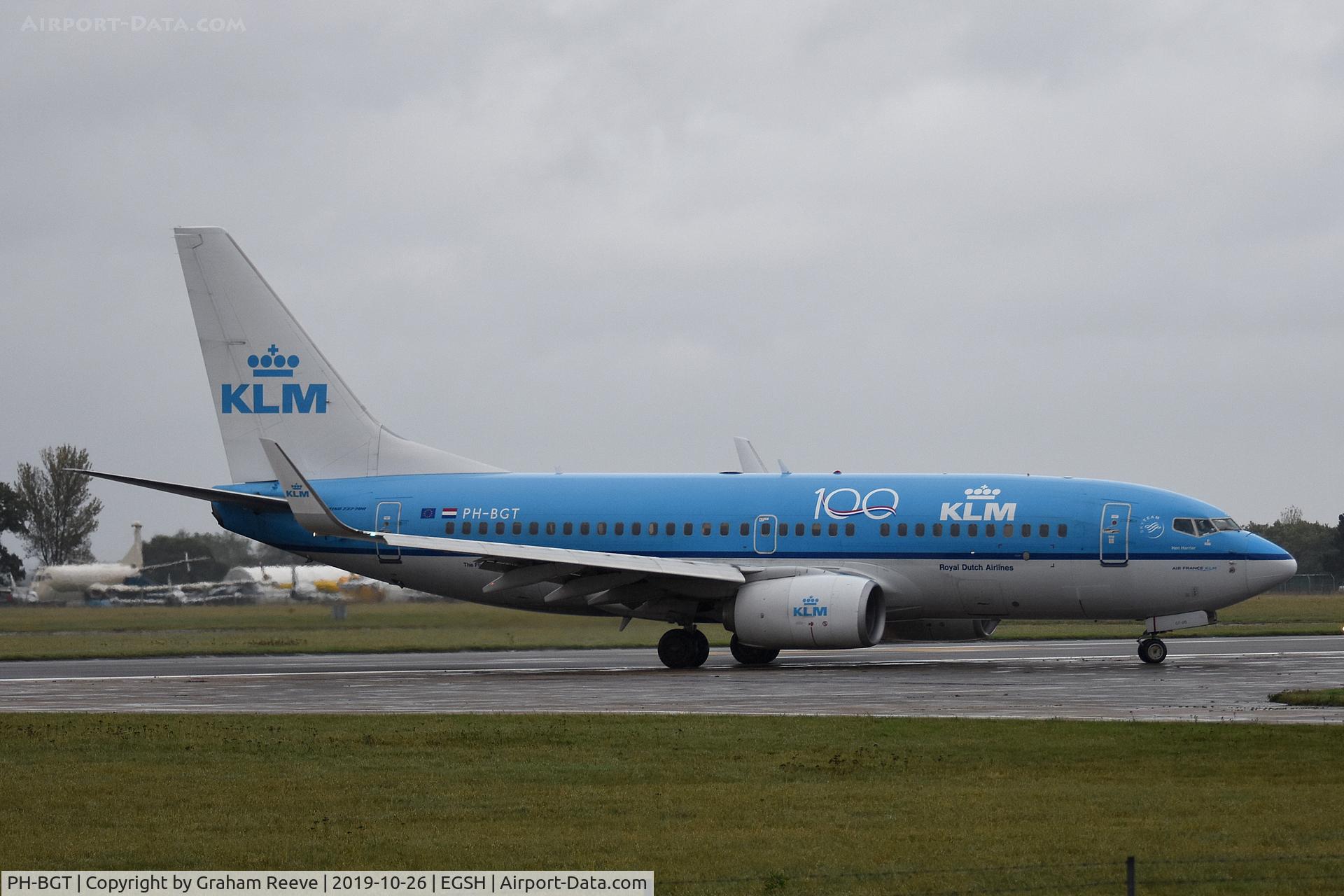 PH-BGT, 2011 Boeing 737-7K2 C/N 38634, Just landed at Norwich.