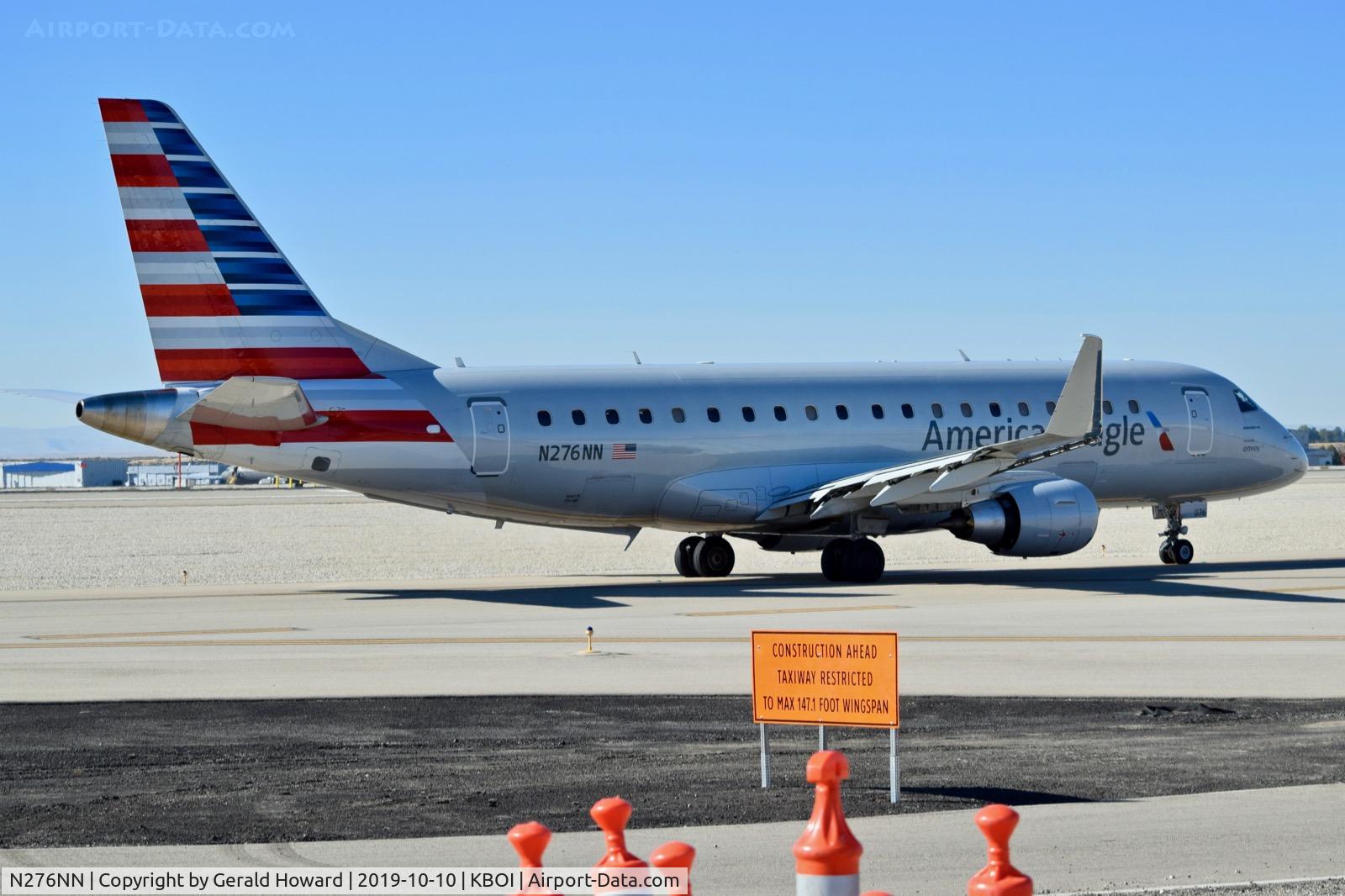 N276NN, 2019 Embraer 175LR (ERJ-170-200LR) C/N 17000781, Taxiing to RWY 10L.