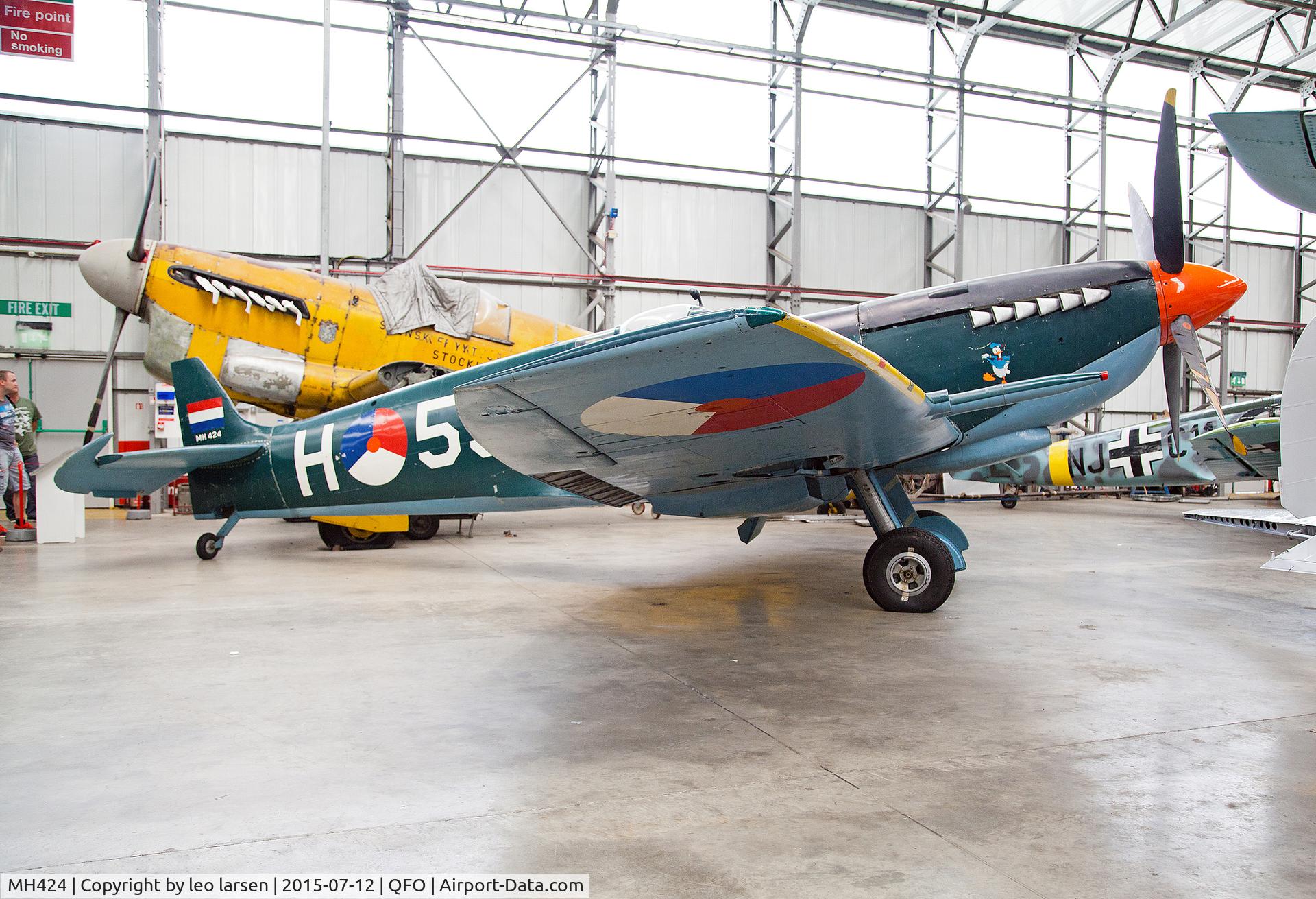 MH424, 1943 Supermarine Spitfire LF.IXc C/N CBAF.IX970, Duxford Museum 12.7.2015
