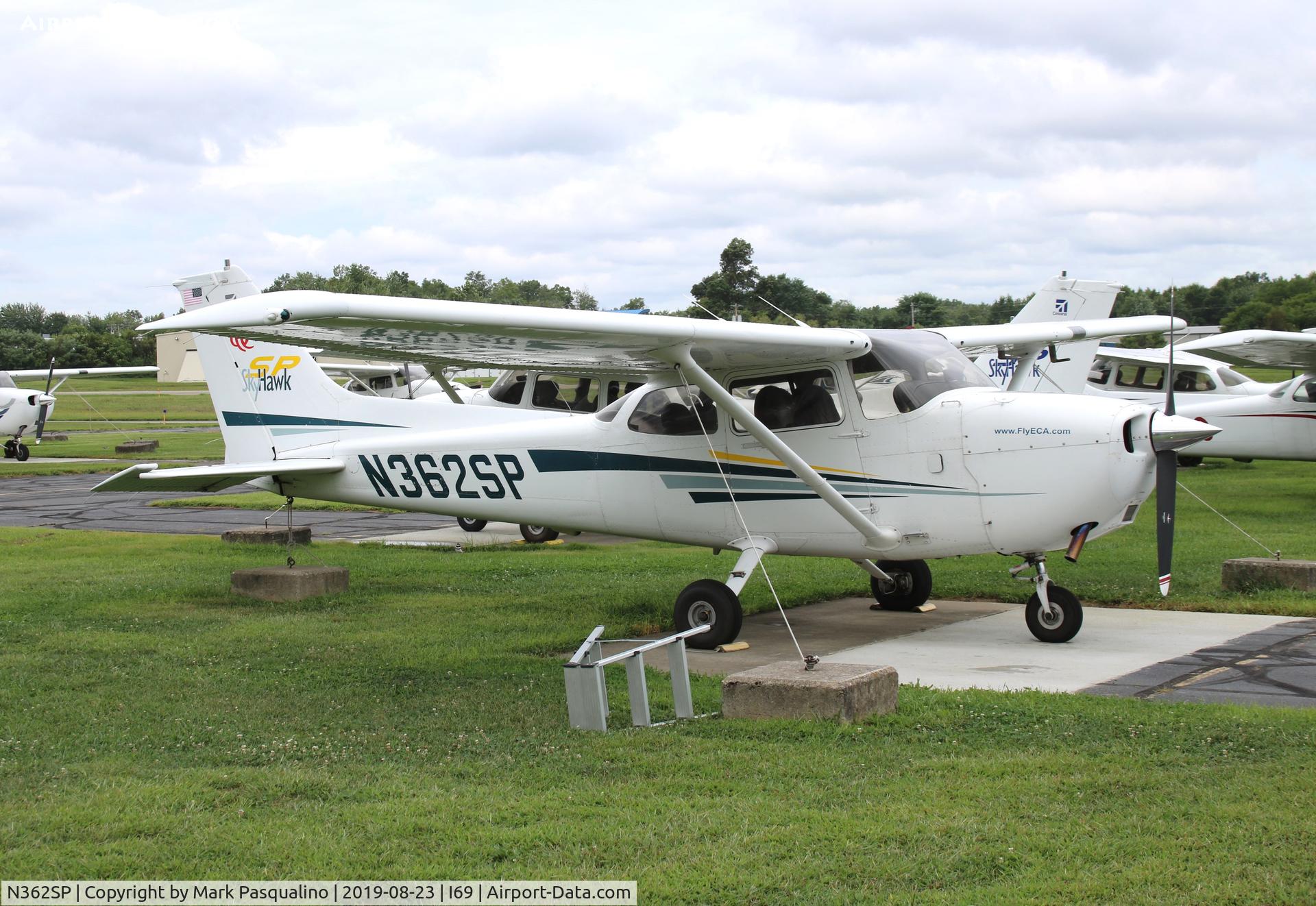 N362SP, 2001 Cessna 172S C/N 172S8779, Cessna 172S
