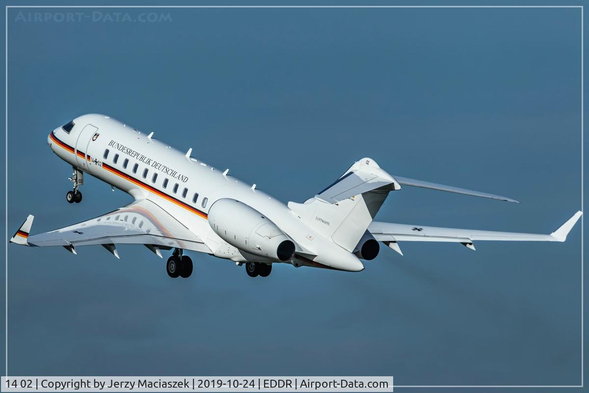 14 02, 2010 Bombardier BD-700-1A11 Global 5000 C/N 9404, Bombardier BD-700-1A11 Global 5000
