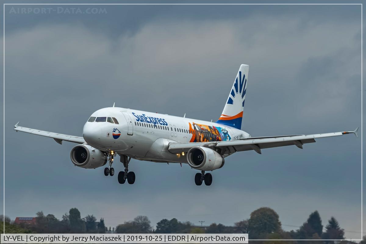 LY-VEL, 2003 Airbus A320-232 C/N 1998, Airbus A320-232,