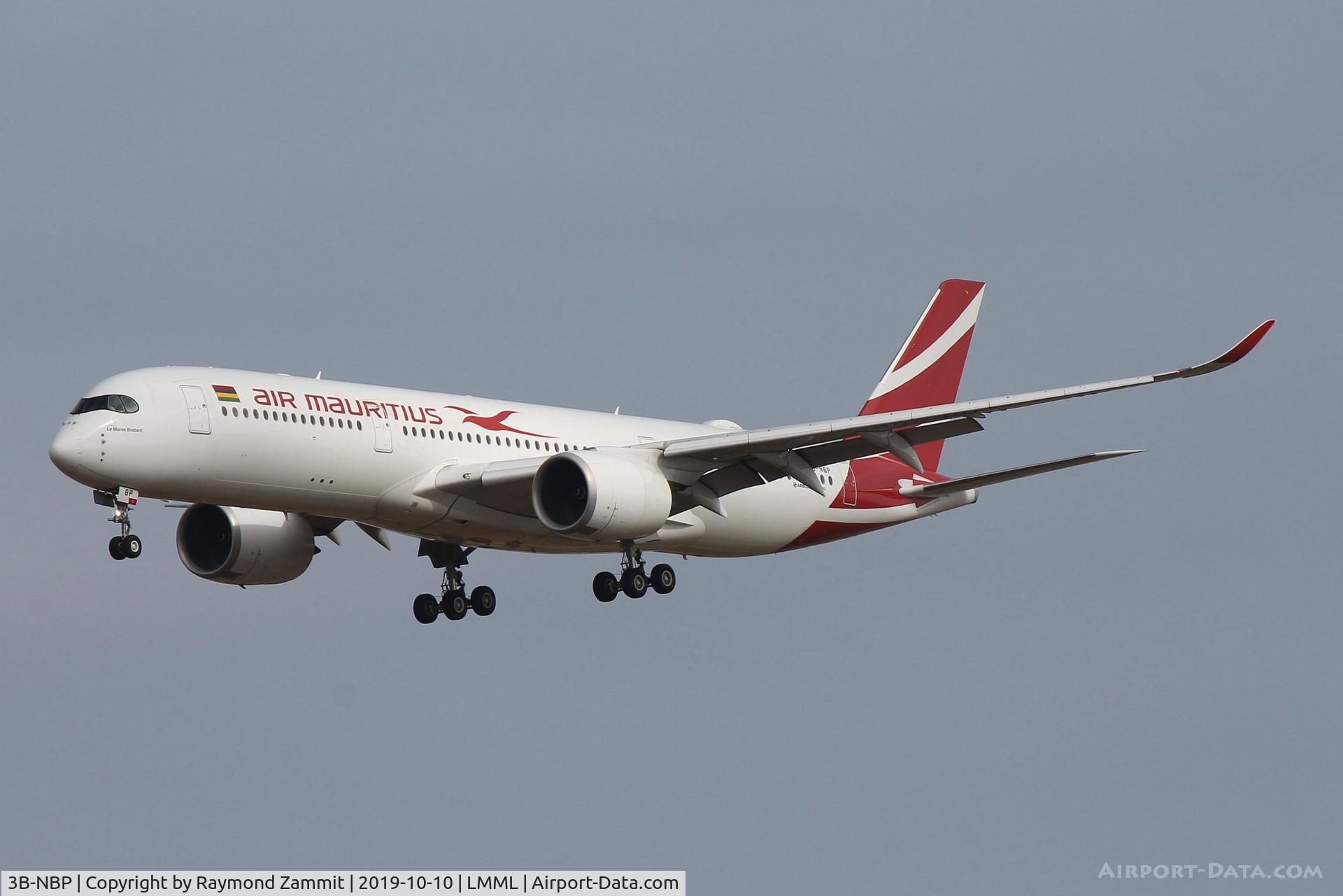 3B-NBP, 2017 Airbus A350-941 C/N 145, A350 3B-NBP Air Mauritius