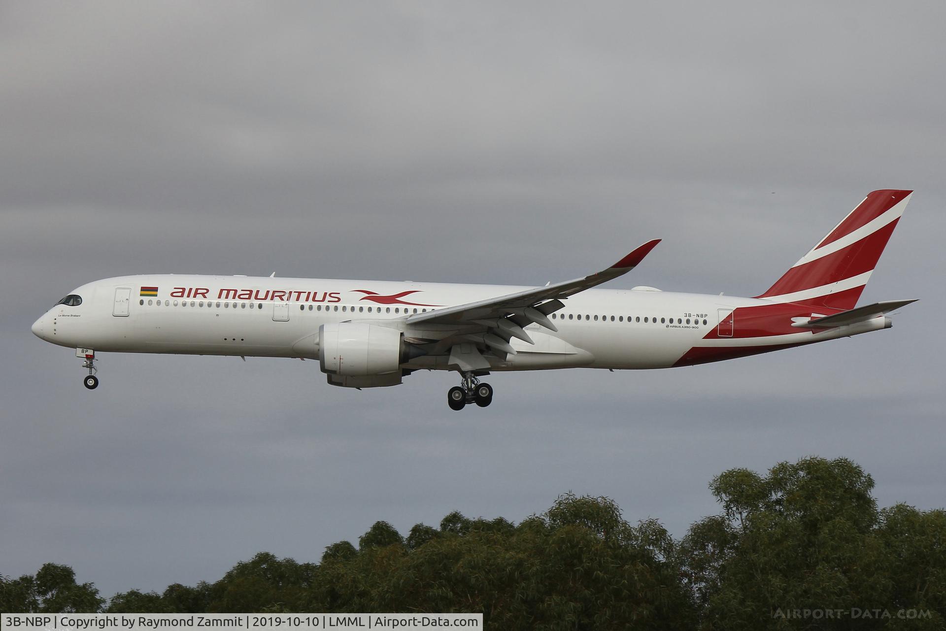 3B-NBP, 2017 Airbus A350-941 C/N 145, A350 3B-NBP Air Mauritius