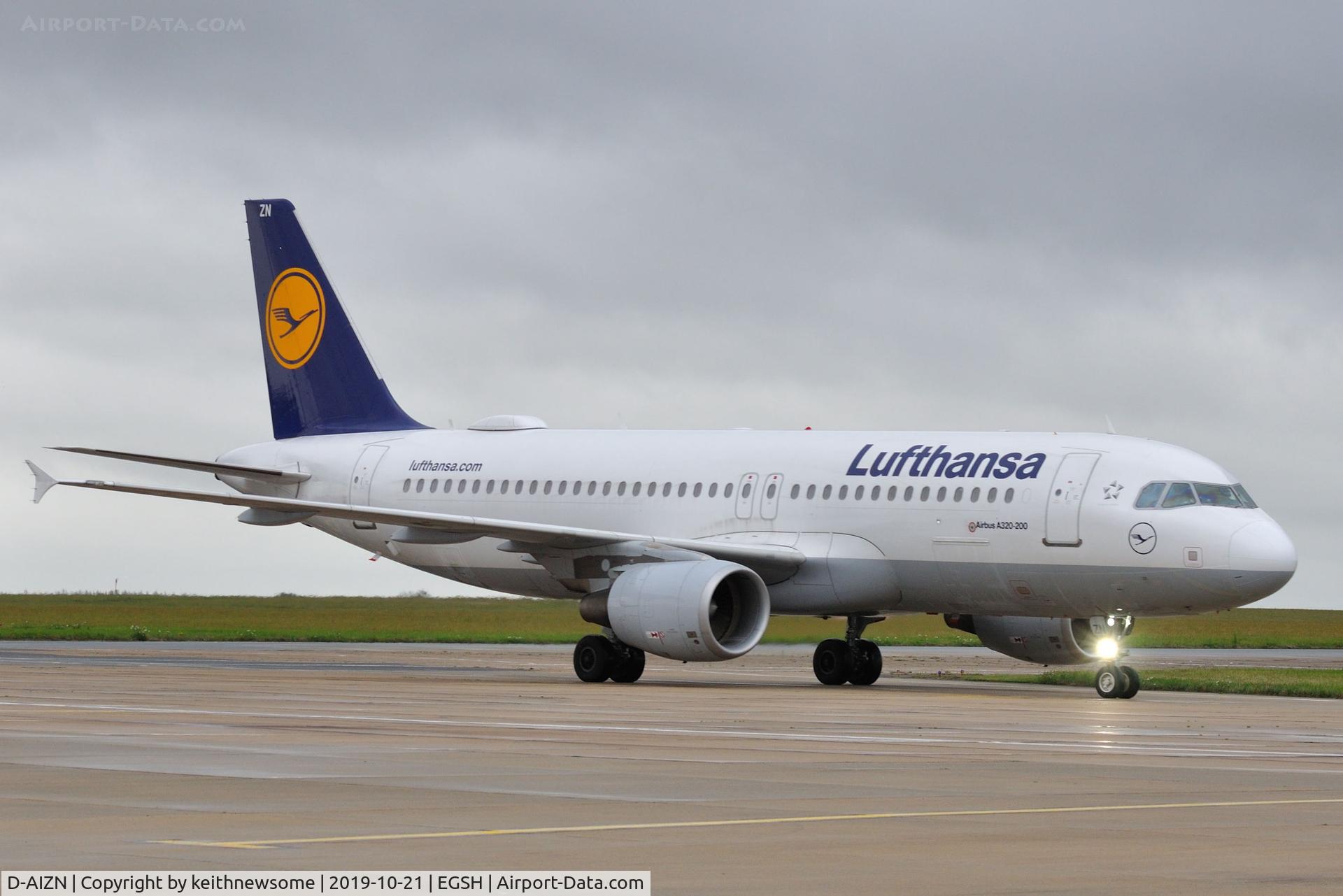 D-AIZN, 2012 Airbus A320-214 C/N 5425, Arriving at Norwich for paintwork.