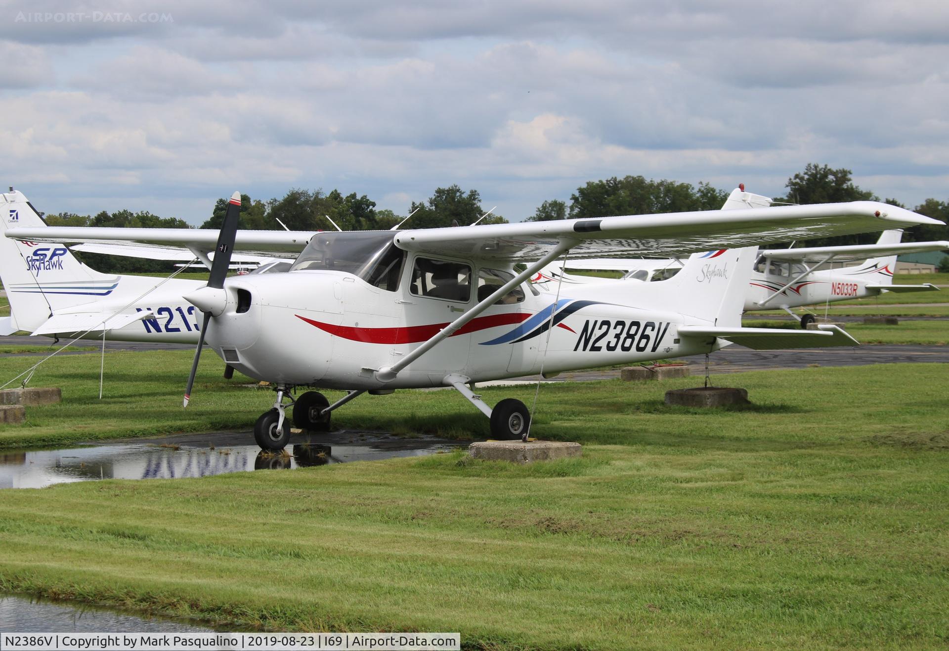 N2386V, 1999 Cessna 172R C/N 17280702, Cessna 172R