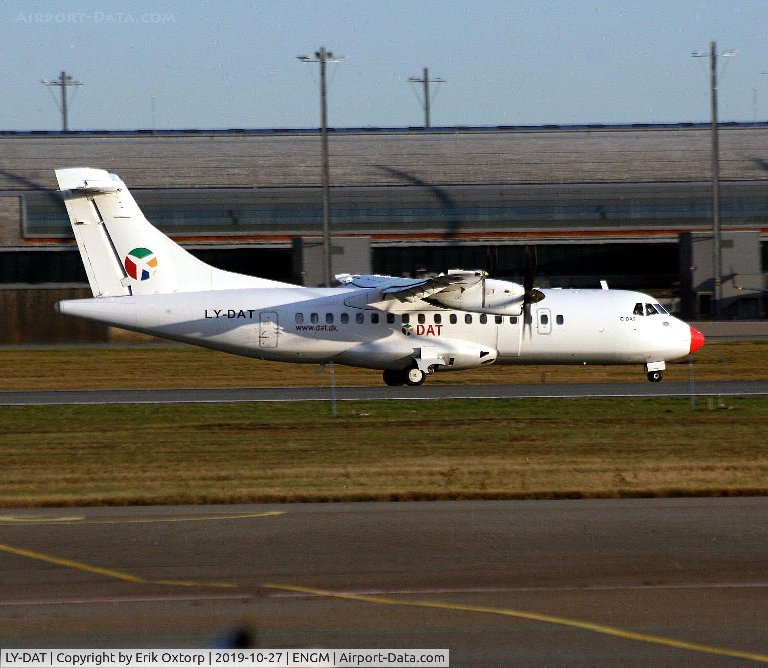 LY-DAT, 1994 ATR 42-500 C/N 445, LY-DAT in OSL