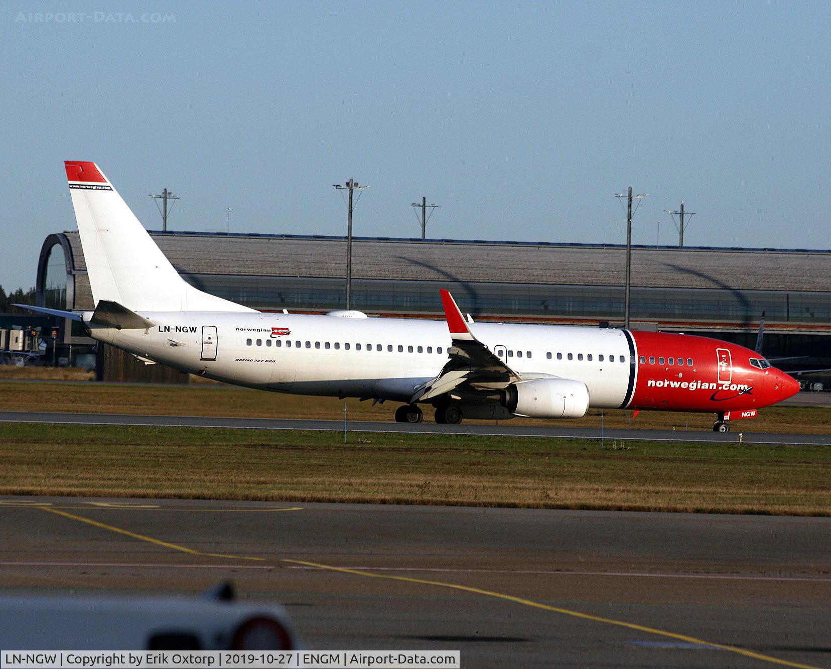 LN-NGW, 2014 Boeing 737-8JP C/N 39032, LN-NGW in OSL