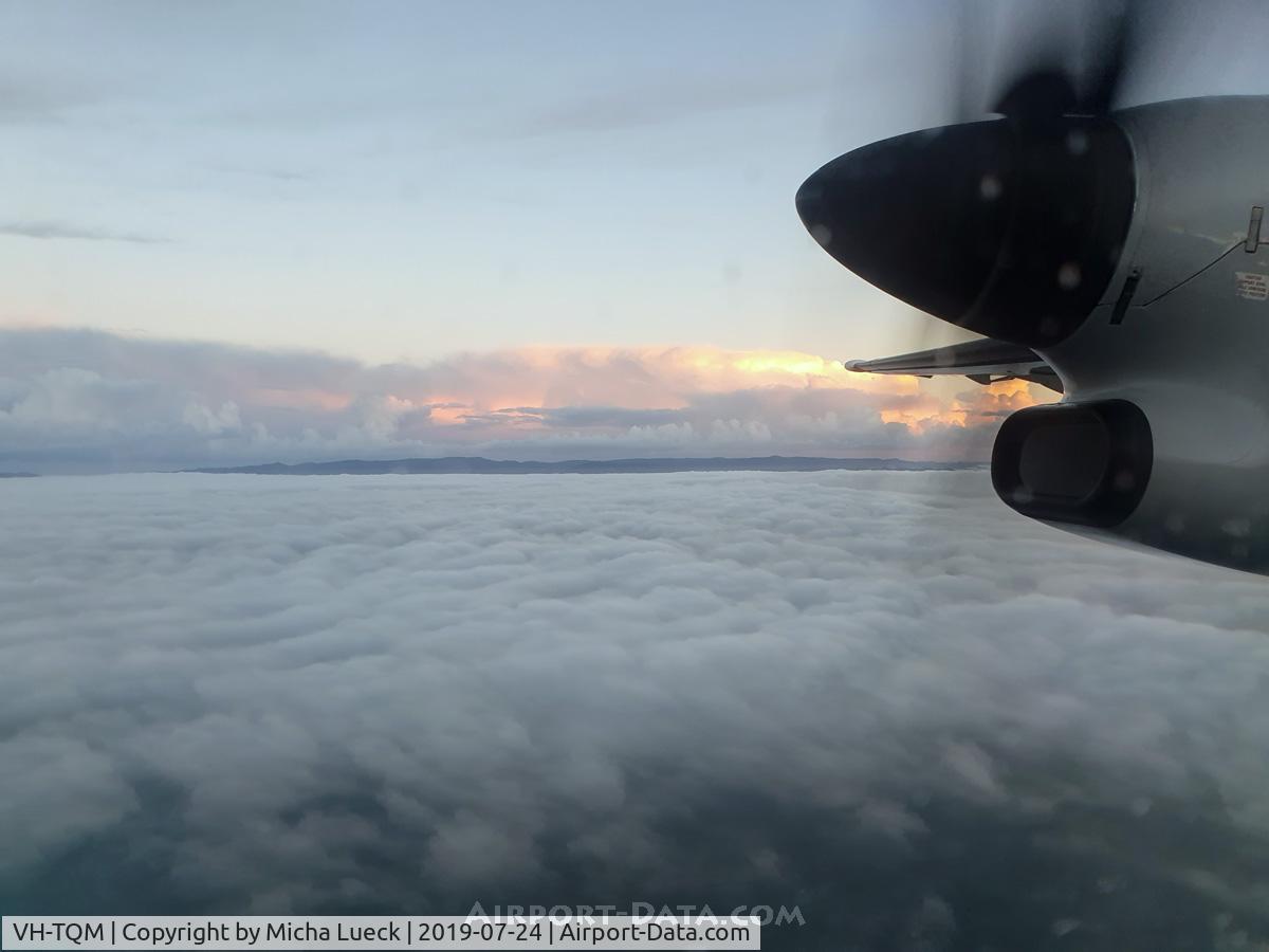 VH-TQM, 2004 De Havilland Canada DHC-8-315Q Dash 8 C/N 604, sunrise at 7:30am, AKL-NPE