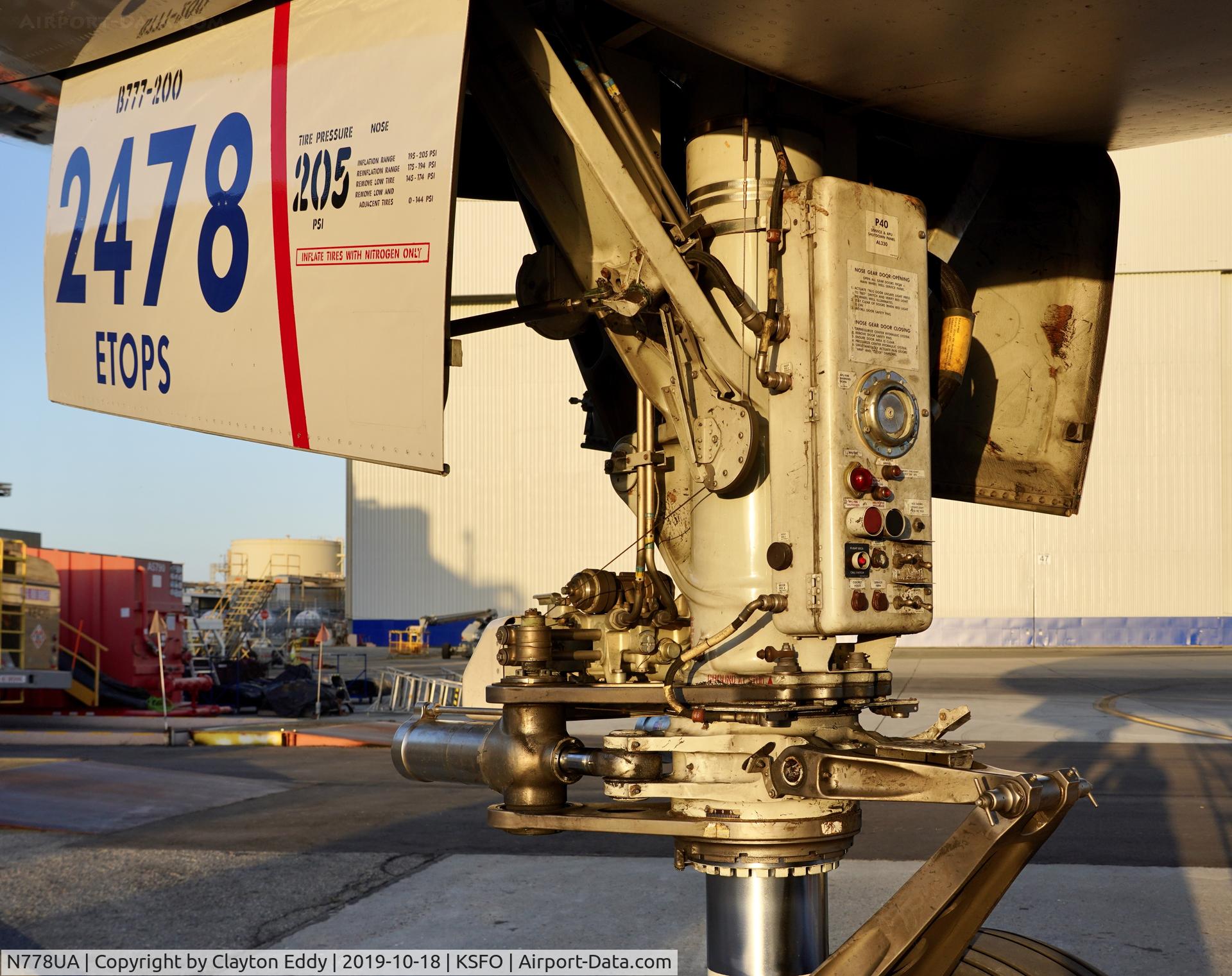 N778UA, 1996 Boeing 777-222 C/N 26940, SFO 2019.