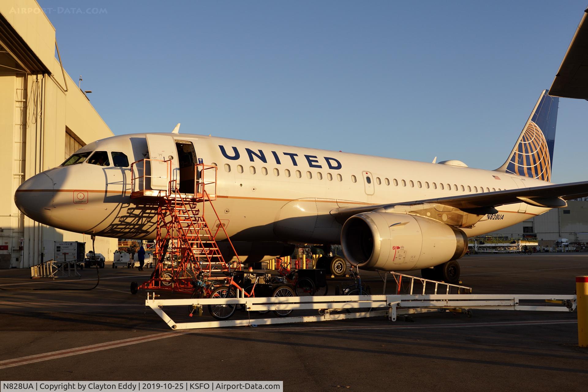 N828UA, 1999 Airbus A319-131 C/N 1031, SFO 2019.