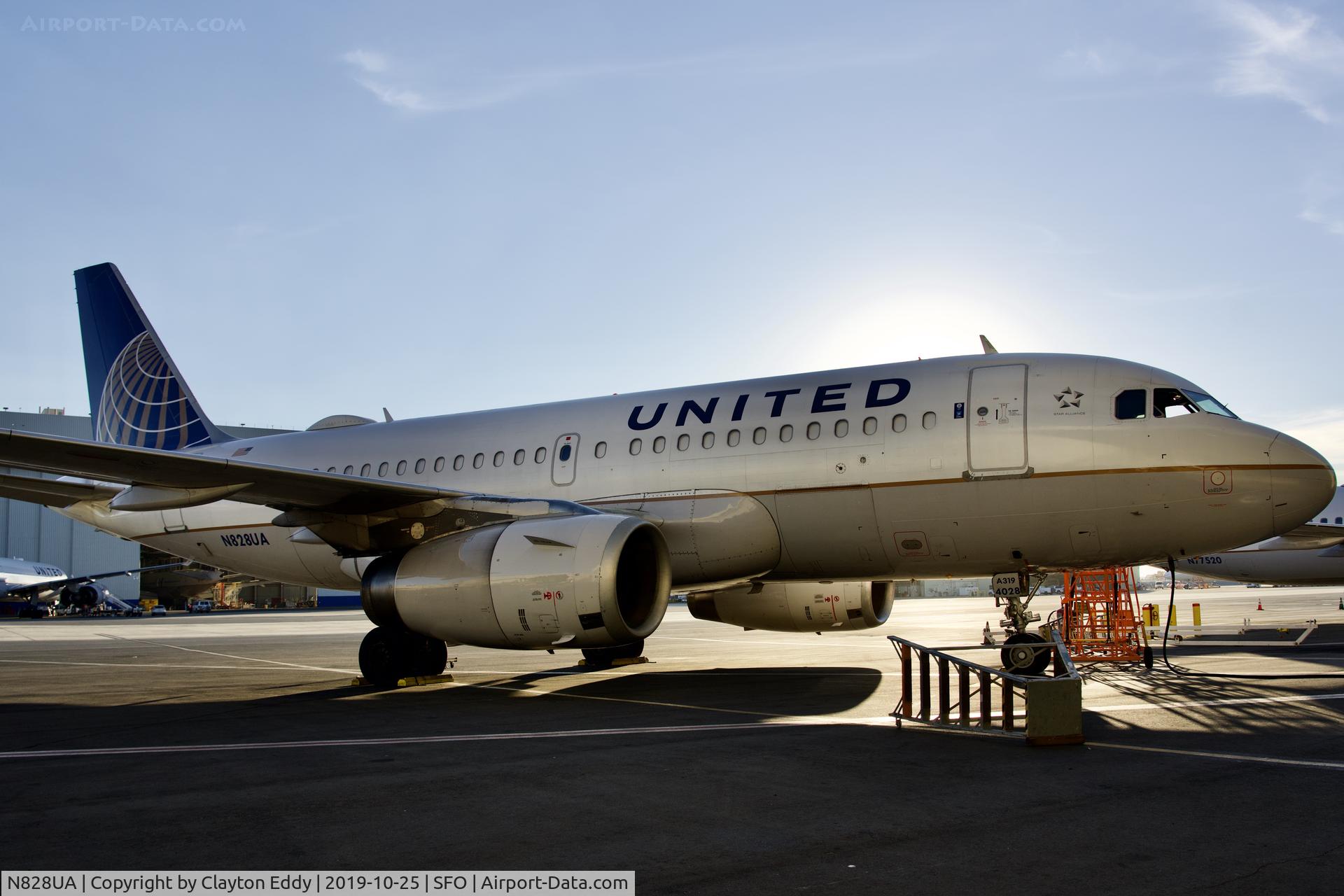 N828UA, 1999 Airbus A319-131 C/N 1031, SFO 2019.