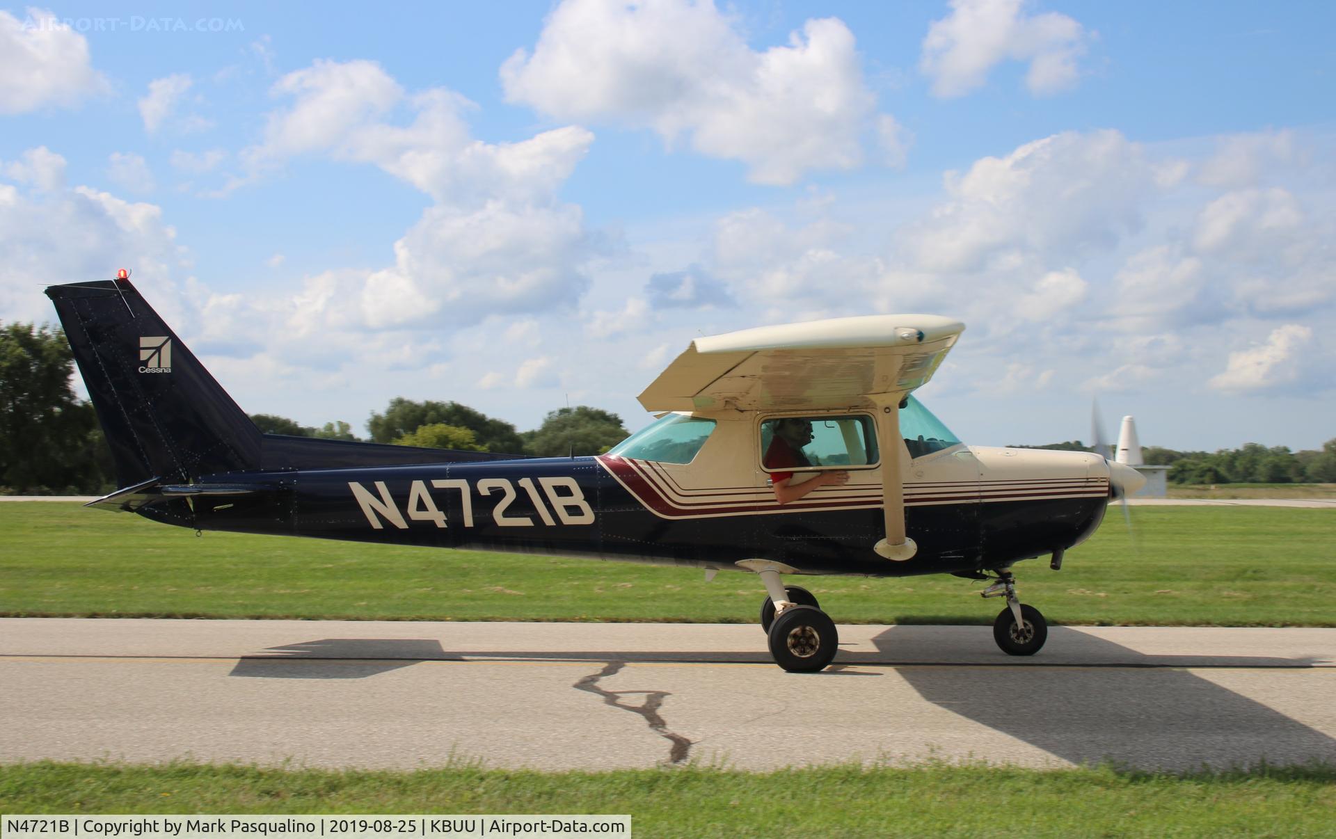 N4721B, 1979 Cessna 152 C/N 15283597, Cessna 152