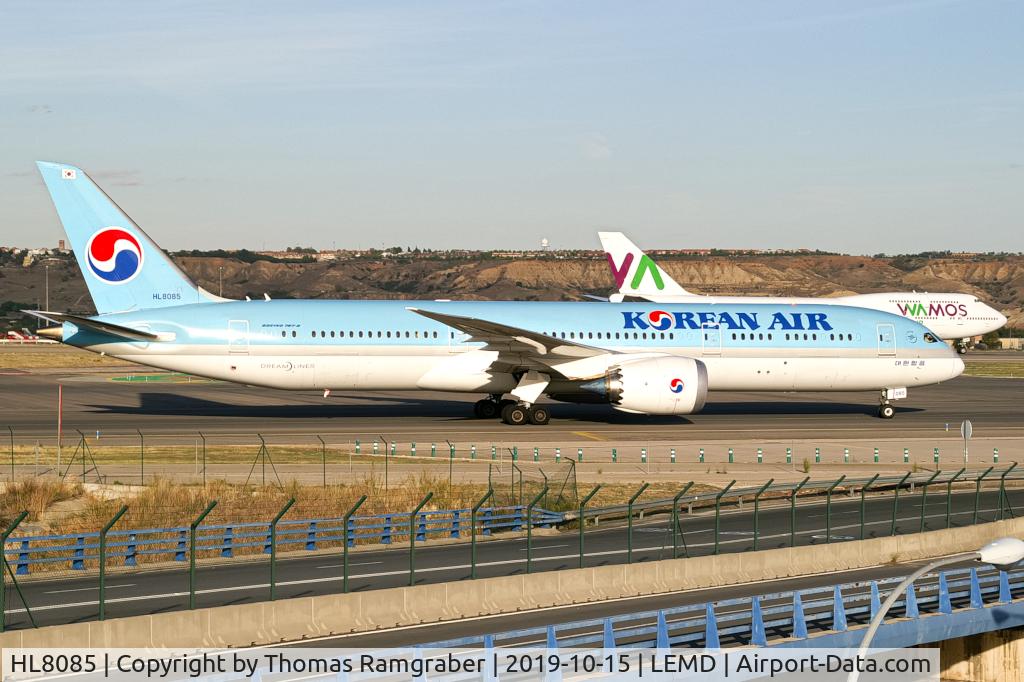 HL8085, 2017 Boeing 787-9 Dreamliner C/N 34814, Korean Air Boeing 787-9 Dreamliner