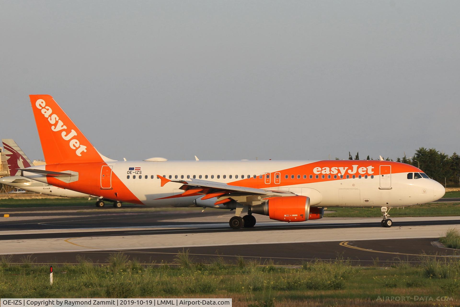 OE-IZS, 2009 Airbus A320-214 C/N 3945, A320 OE-IZS Easyjet