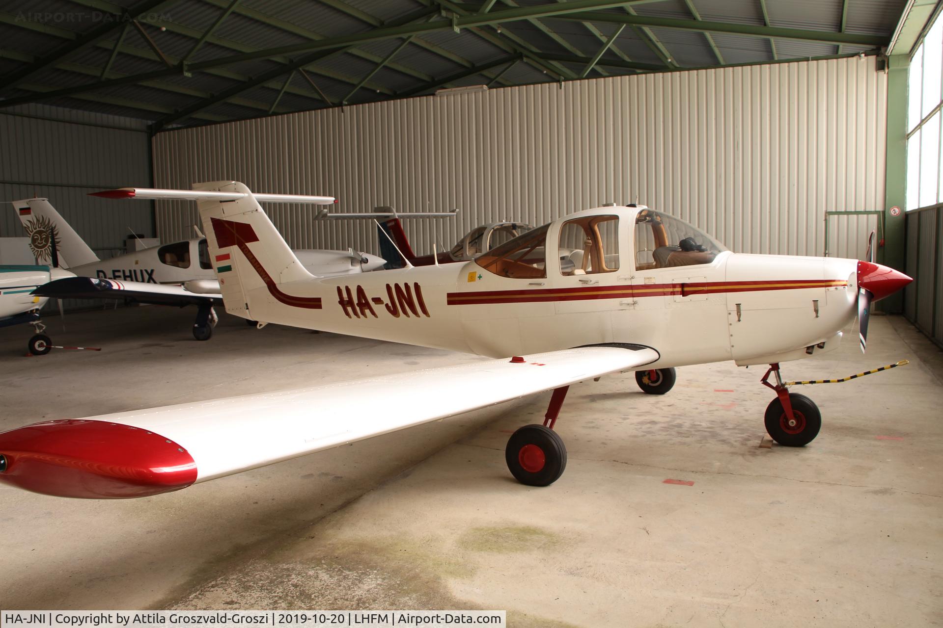 HA-JNI, 1979 Piper PA-38-112 Tomahawk Tomahawk C/N 38-80A0036, LHFM - Fertöszentmiklós, Meidl Airport, Hungary