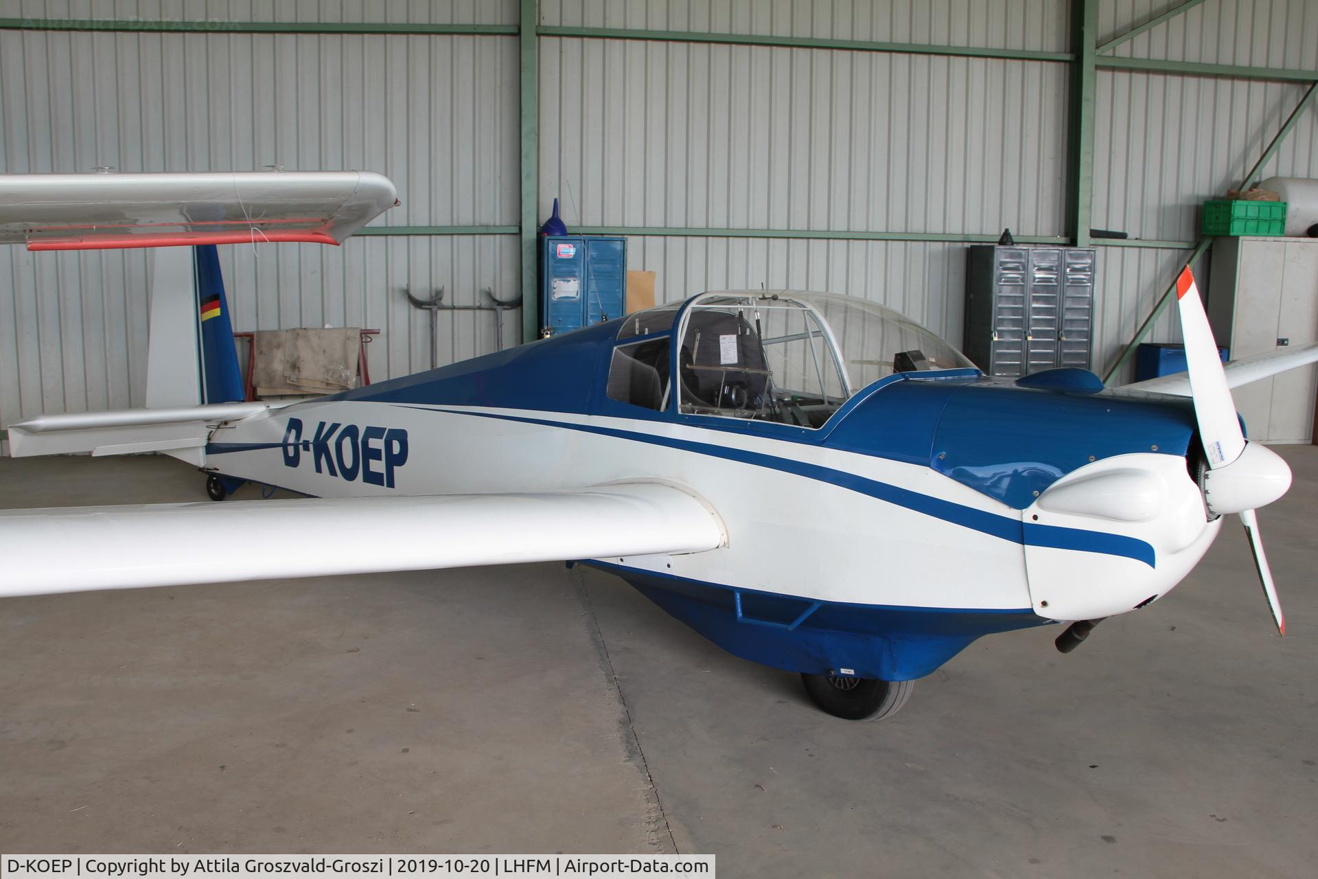 D-KOEP, 1976 Scheibe SF-25C Falke 1700 C/N 4475, LHFM - Fertöszentmiklós, Meidl Airport, Hungary
