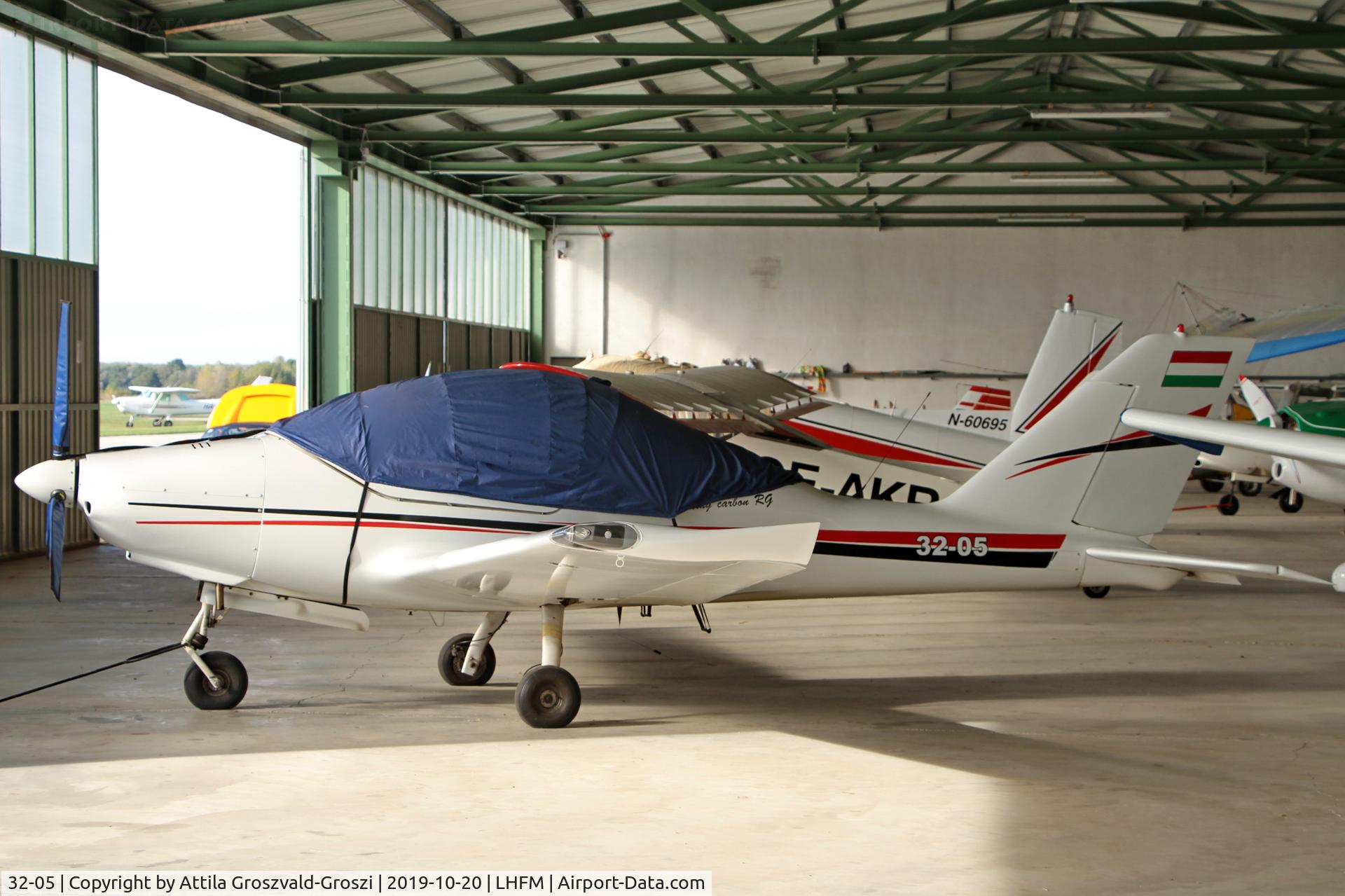 32-05, TL Ultralight TL-2000 Sting Carbon RG C/N 06ST155, LHFM - Fertöszentmiklós, Meidl Airport, Hungary