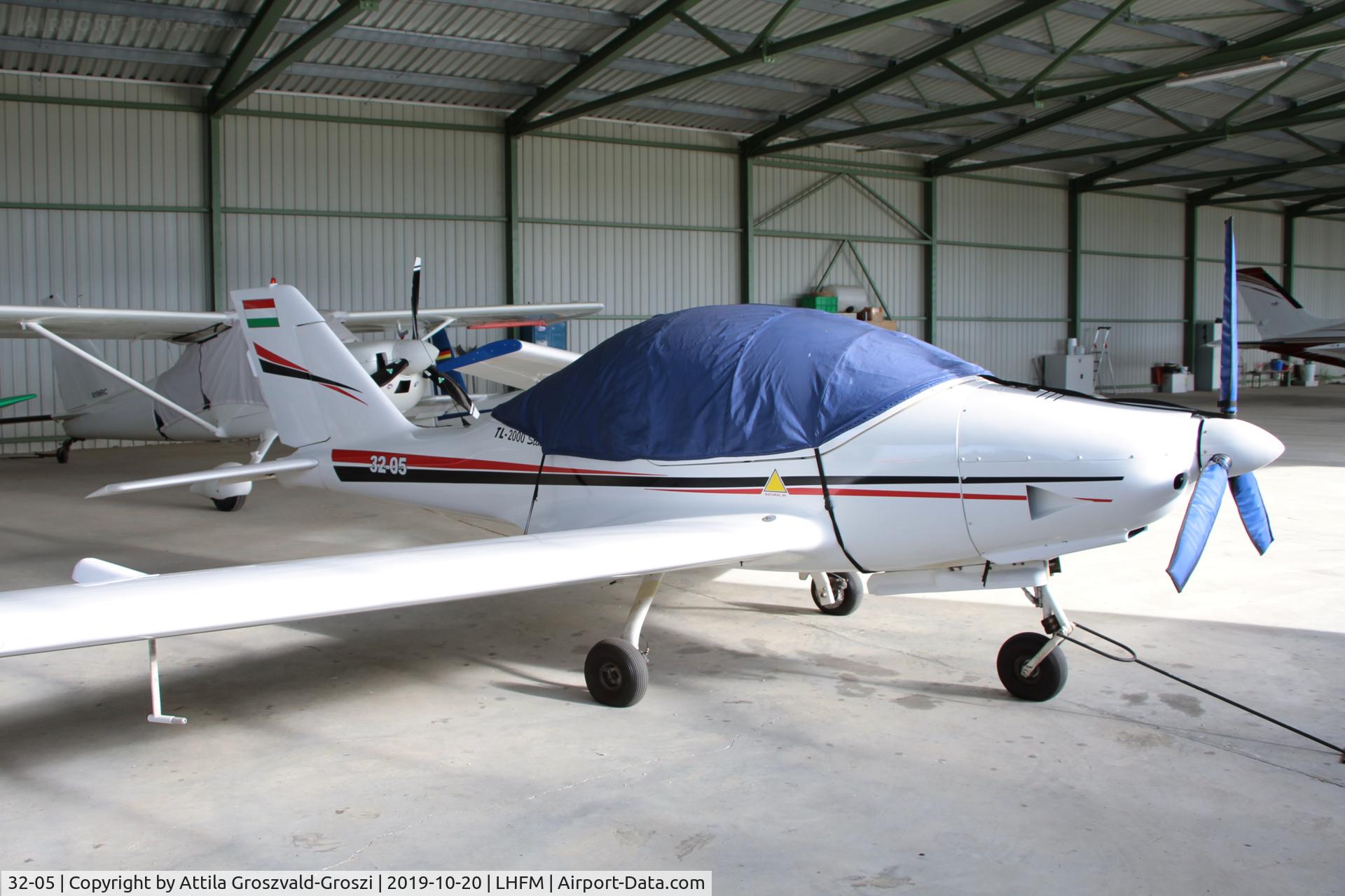 32-05, TL Ultralight TL-2000 Sting Carbon RG C/N 06ST155, LHFM - Fertöszentmiklós, Meidl Airport, Hungary