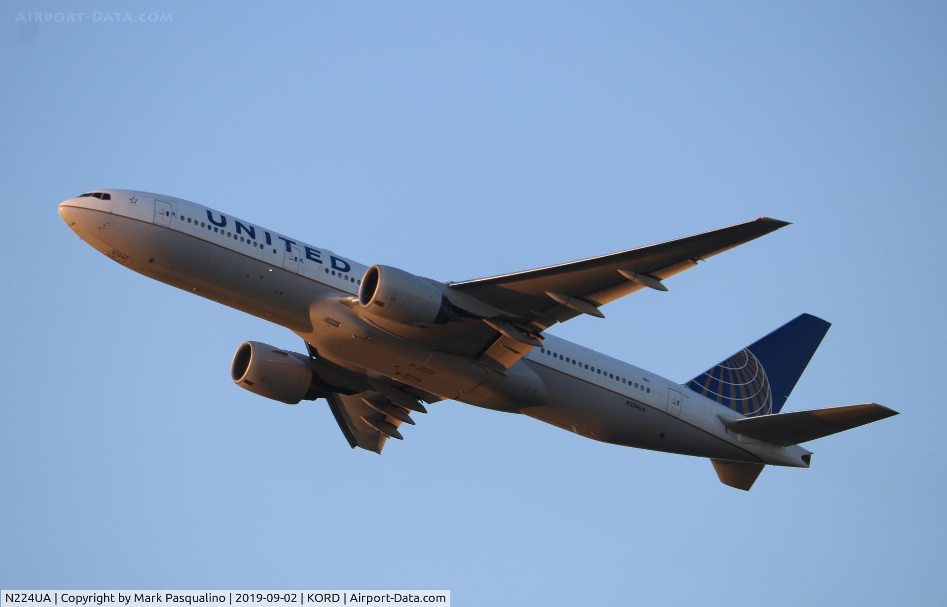 N224UA, 2001 Boeing 777-222 C/N 30225, Boeing 777-222