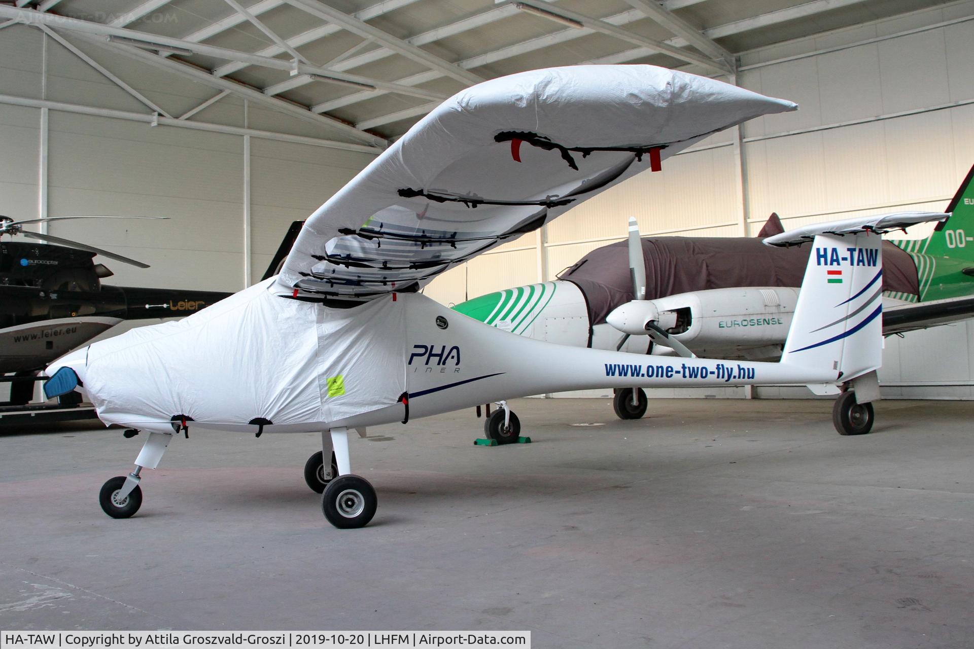 HA-TAW, 2015 Pipistrel Alpha Trainer C/N 697 AT 912, LHFM - Fertöszentmiklós, Meidl Airport, Hungary