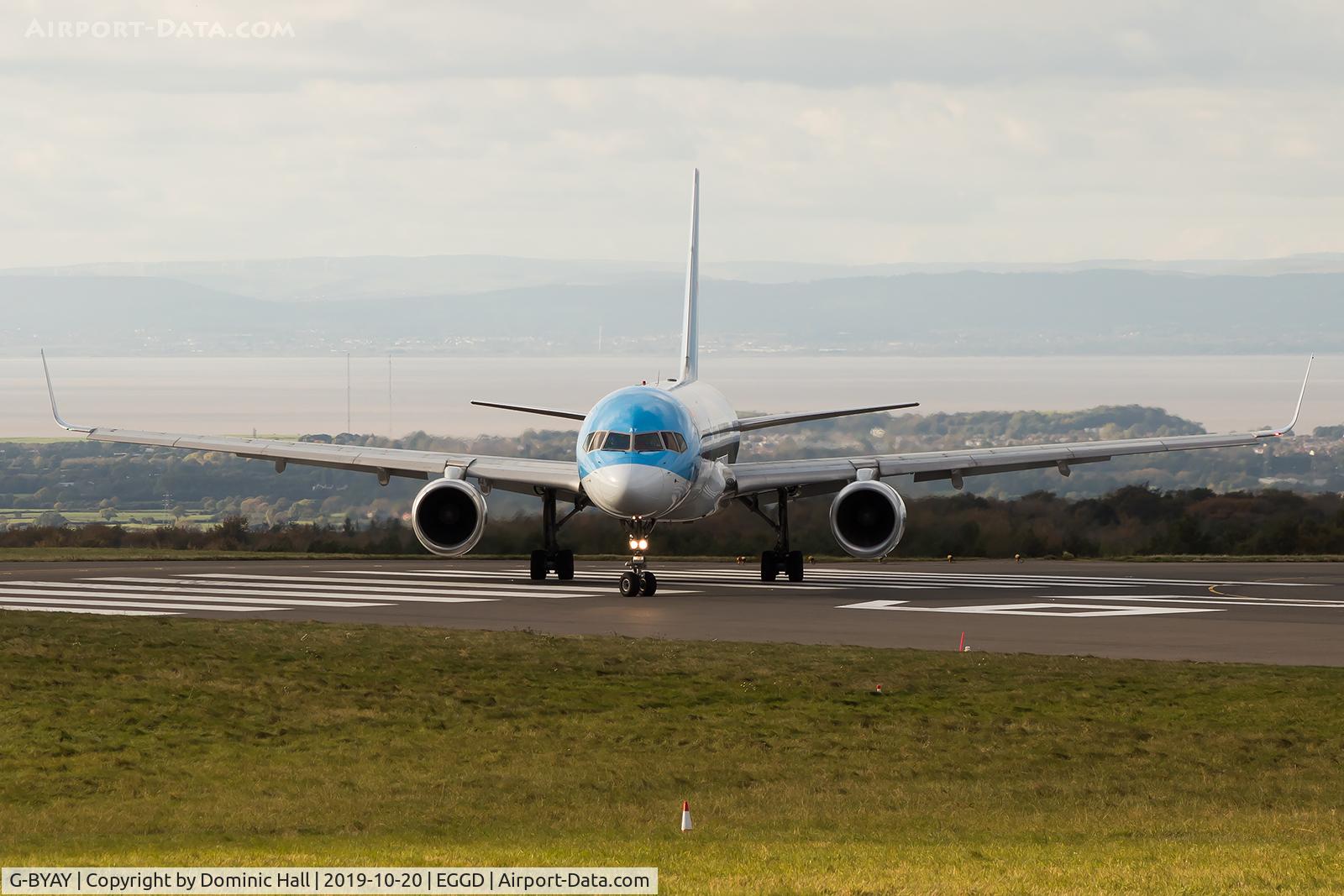 G-BYAY, 1999 Boeing 757-204 C/N 28836, Lining up for departure on RWY 09