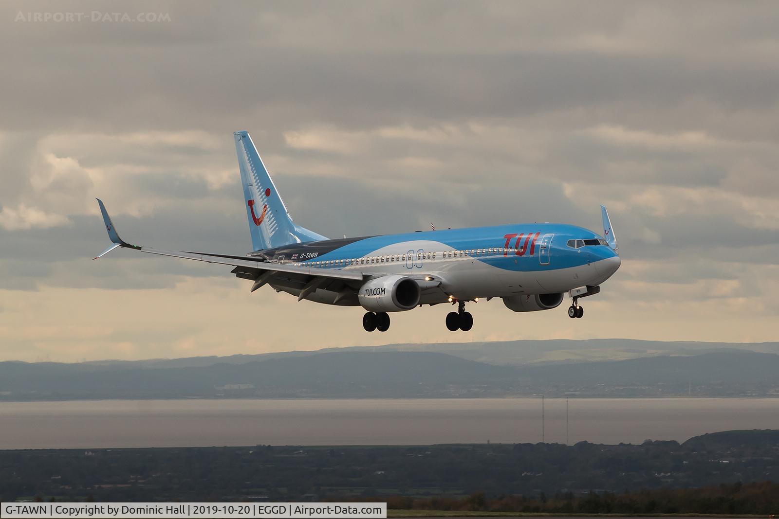 G-TAWN, 2013 Boeing 737-8K5 C/N 37251, Landing RWY 09
