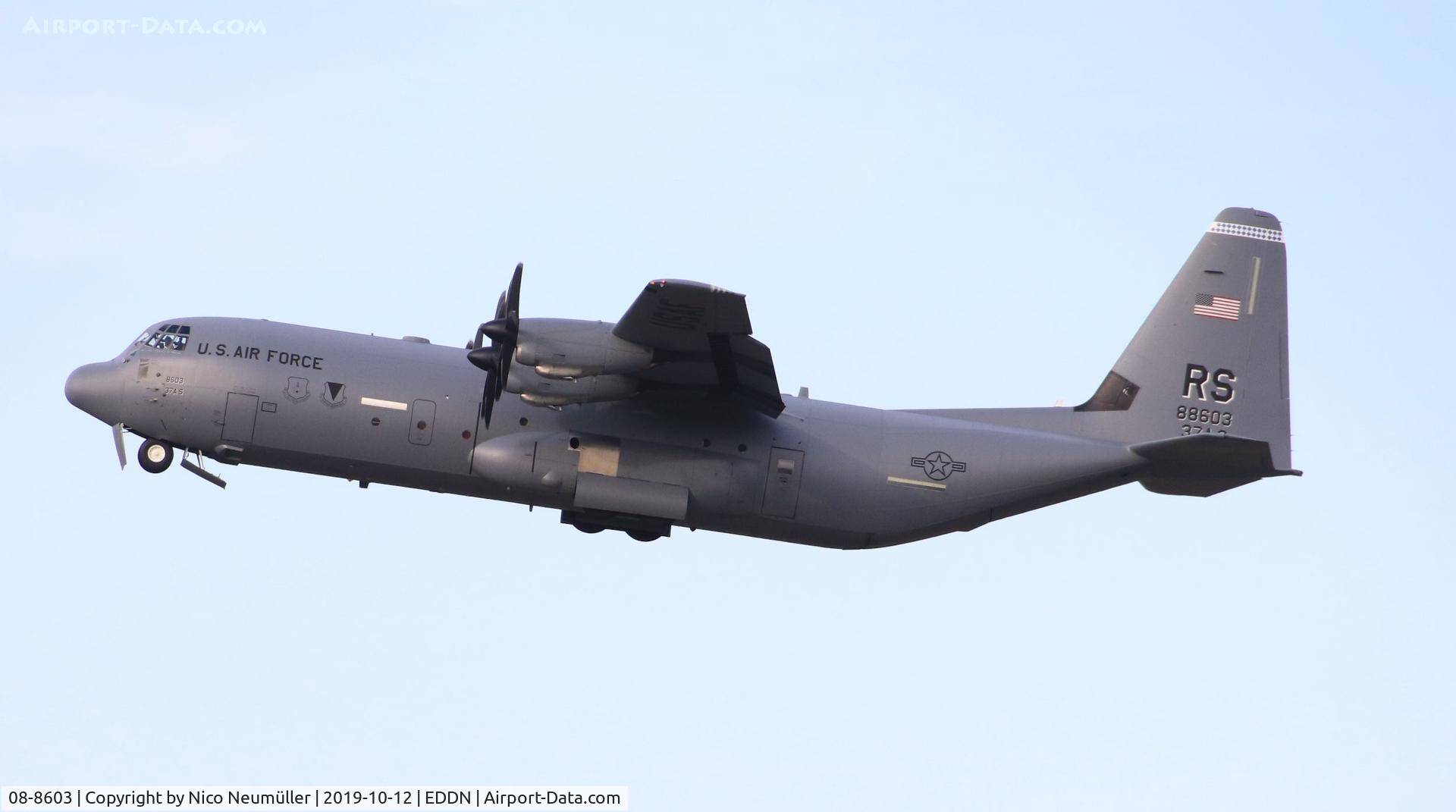 08-8603, 2009 Lockheed Martin C-130J-30 Super Hercules C/N 382-5613, USAF C130 starting in NUE/EDDN