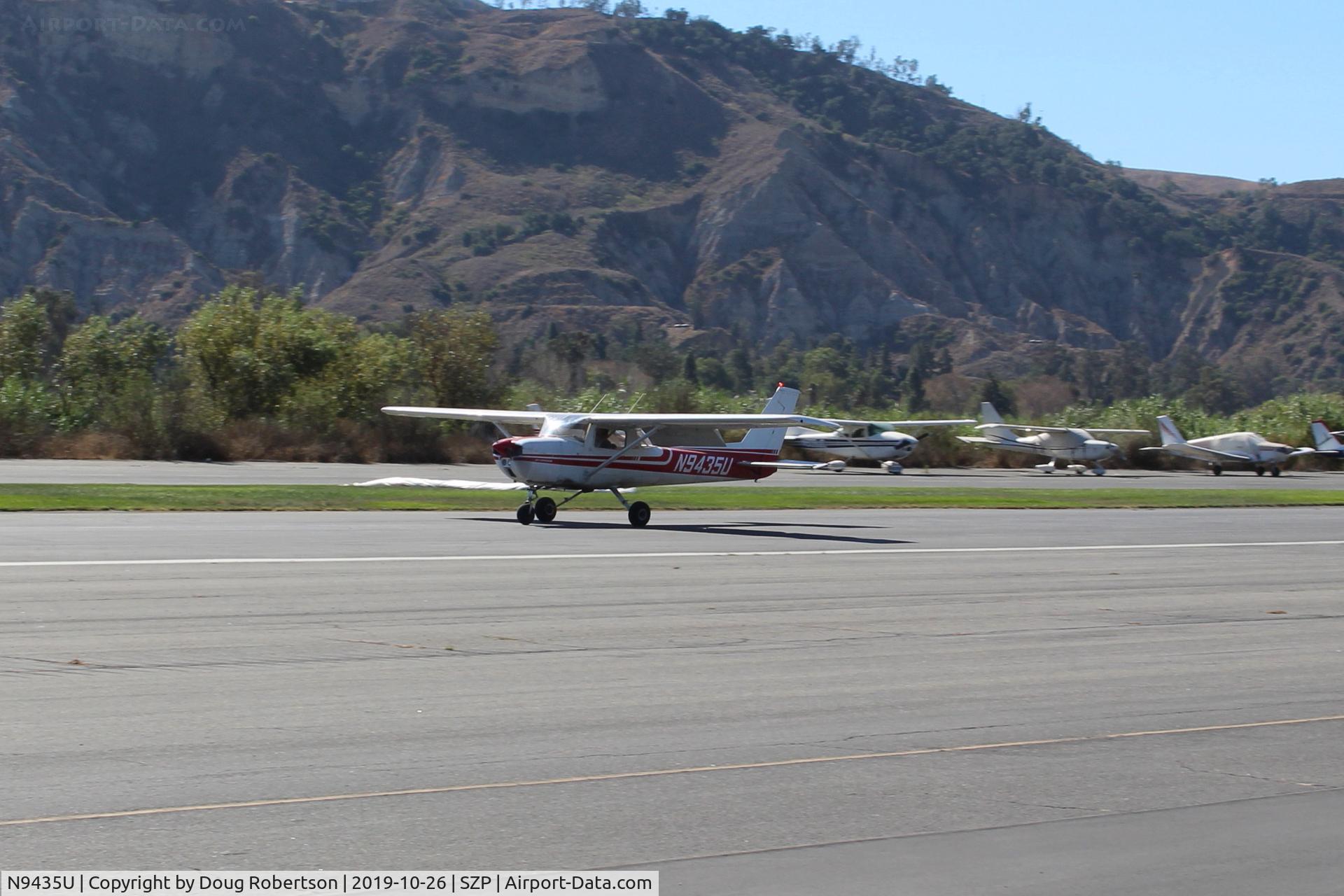 N9435U, 1976 Cessna 150M C/N 15078383, 1976 Cessna 150, Continental O-200 100 Hp, landing roll Rwy 04