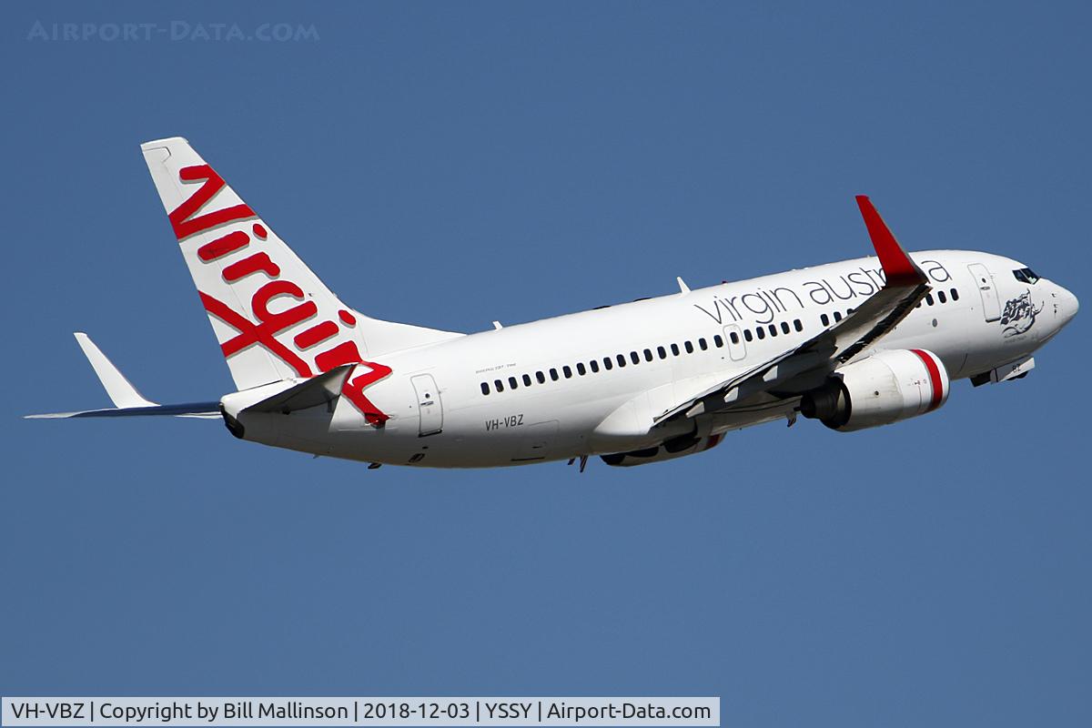 VH-VBZ, 2005 Boeing 737-7FE C/N 34322, into the blue