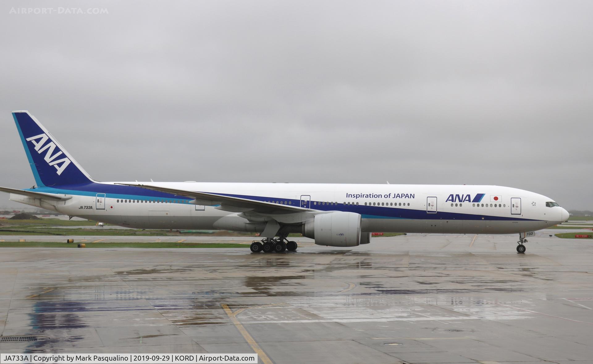 JA733A, 2005 Boeing 777-381/ER C/N 32648, Boeing 777-381/ER