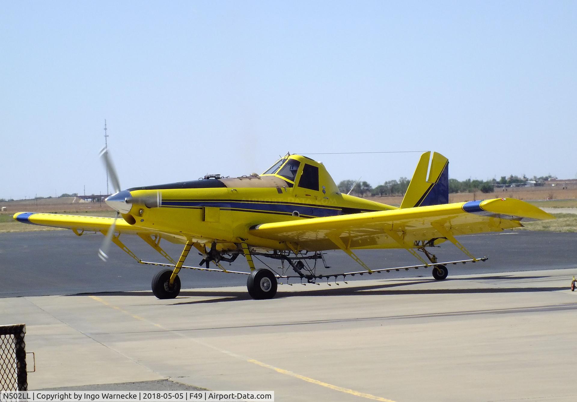 N502LL, 2013 Air Tractor AT-502B C/N 502B-2911, Air Tractor AT-502B at Slaton Municipal Airport, Slaton TX