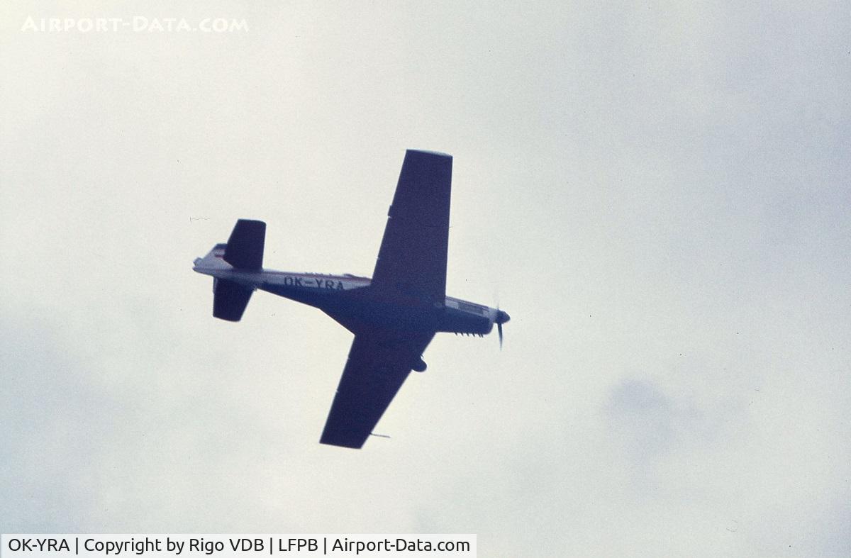 OK-YRA, 1970 Zlin Z-526AFS-V C/N 1101, OK-YRA at the Paris Air Show in 1971.