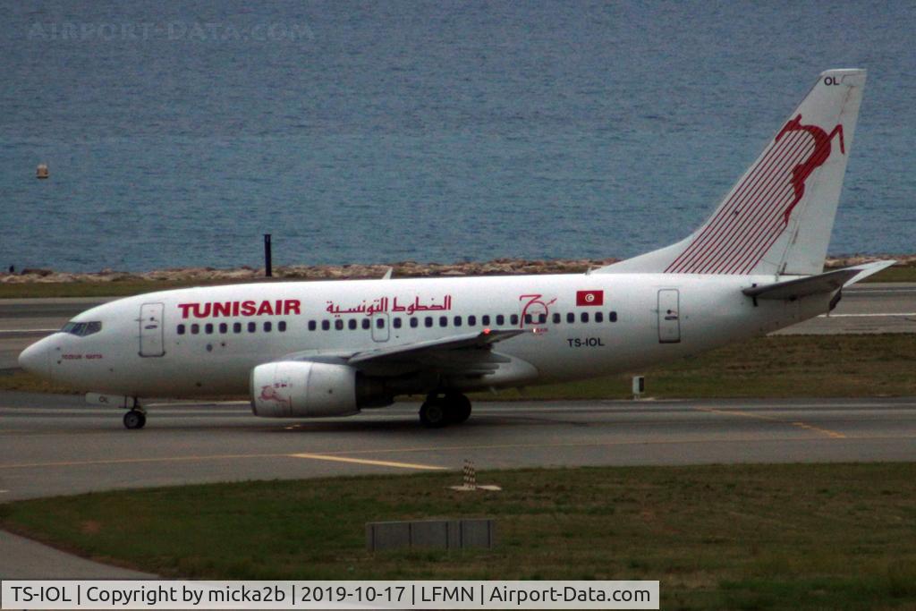 TS-IOL, 1999 Boeing 737-6H3 C/N 29497, Taxiing