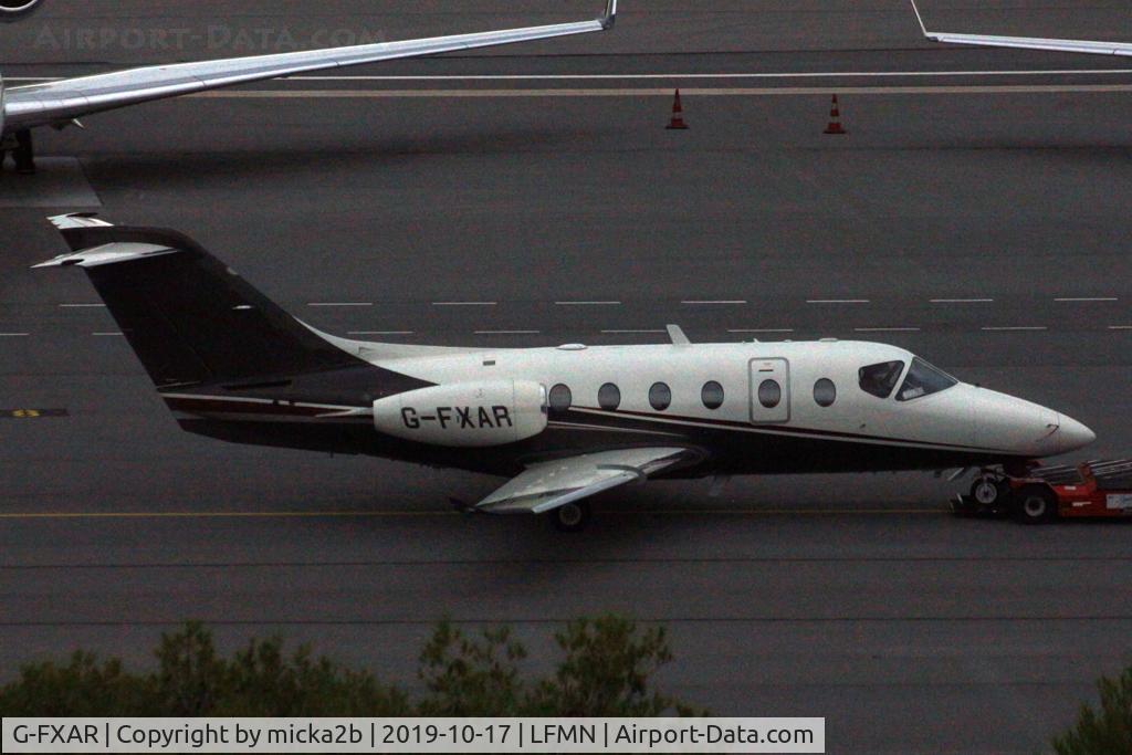G-FXAR, 1999 Raytheon Beechjet 400A/Nextant N400XT C/N RK-252, Taxiing