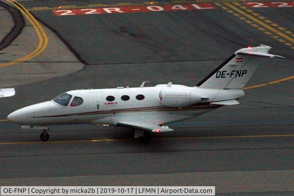 OE-FNP, 2009 Cessna 510 Citation Mustang Citation Mustang C/N 510-0185, Taxiing