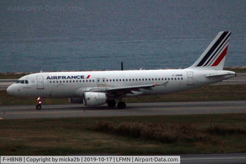 F-HBNB, 2010 Airbus A320-214 C/N 4402, Taxiing