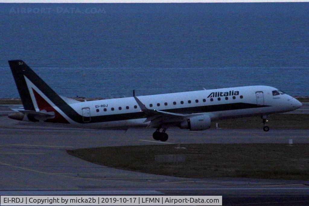 EI-RDJ, 2012 Embraer 175LR (ERJ-170-200LR) C/N 17000342, Landing