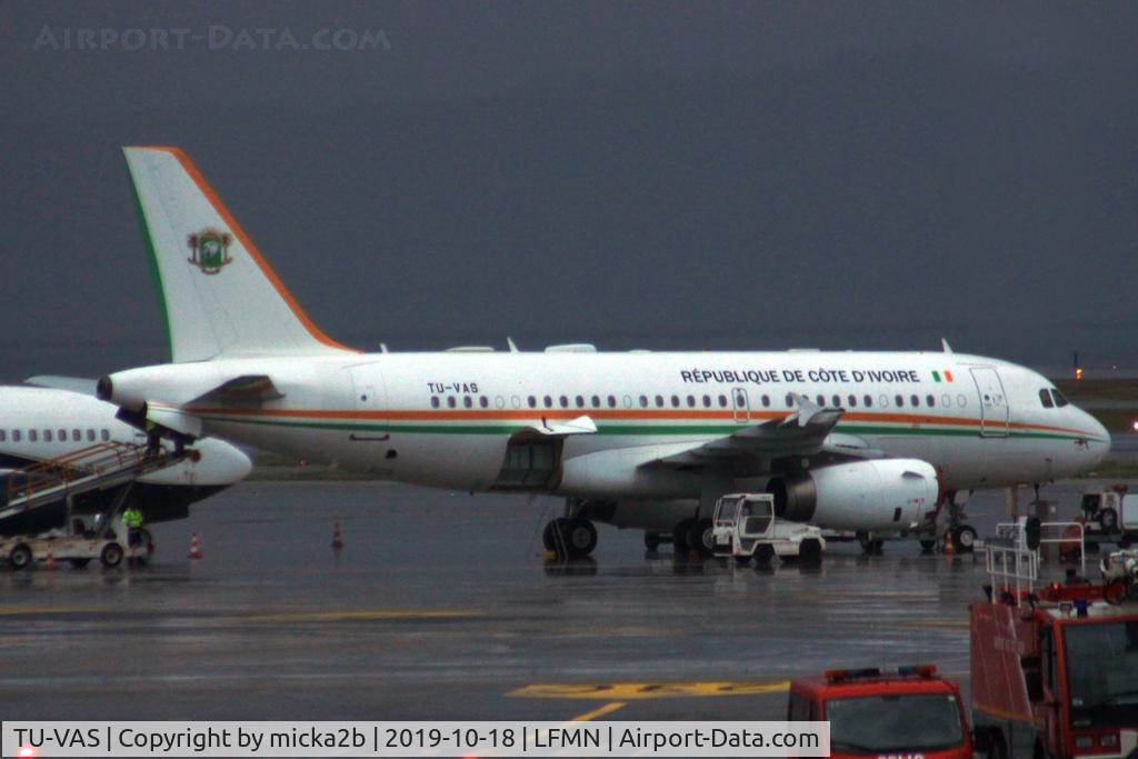 TU-VAS, 2004 Airbus ACJ319 (A319-133/CJ) C/N 2192, Parked