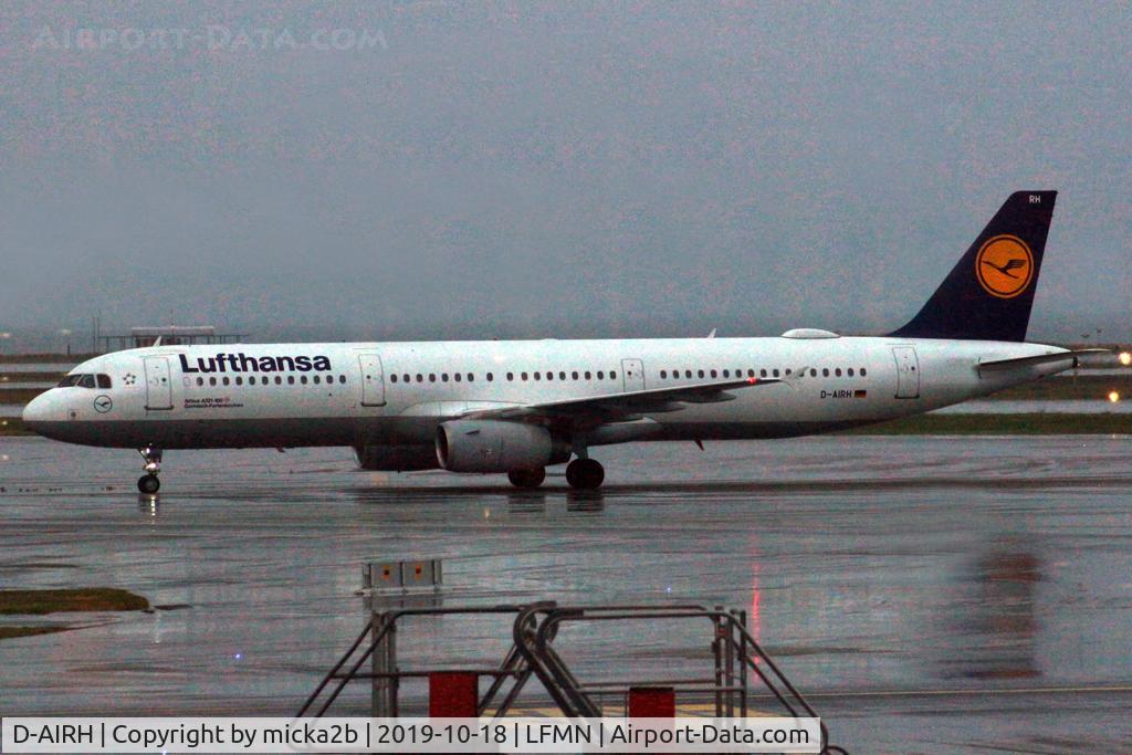 D-AIRH, 1993 Airbus A321-131 C/N 0412, Taxiing