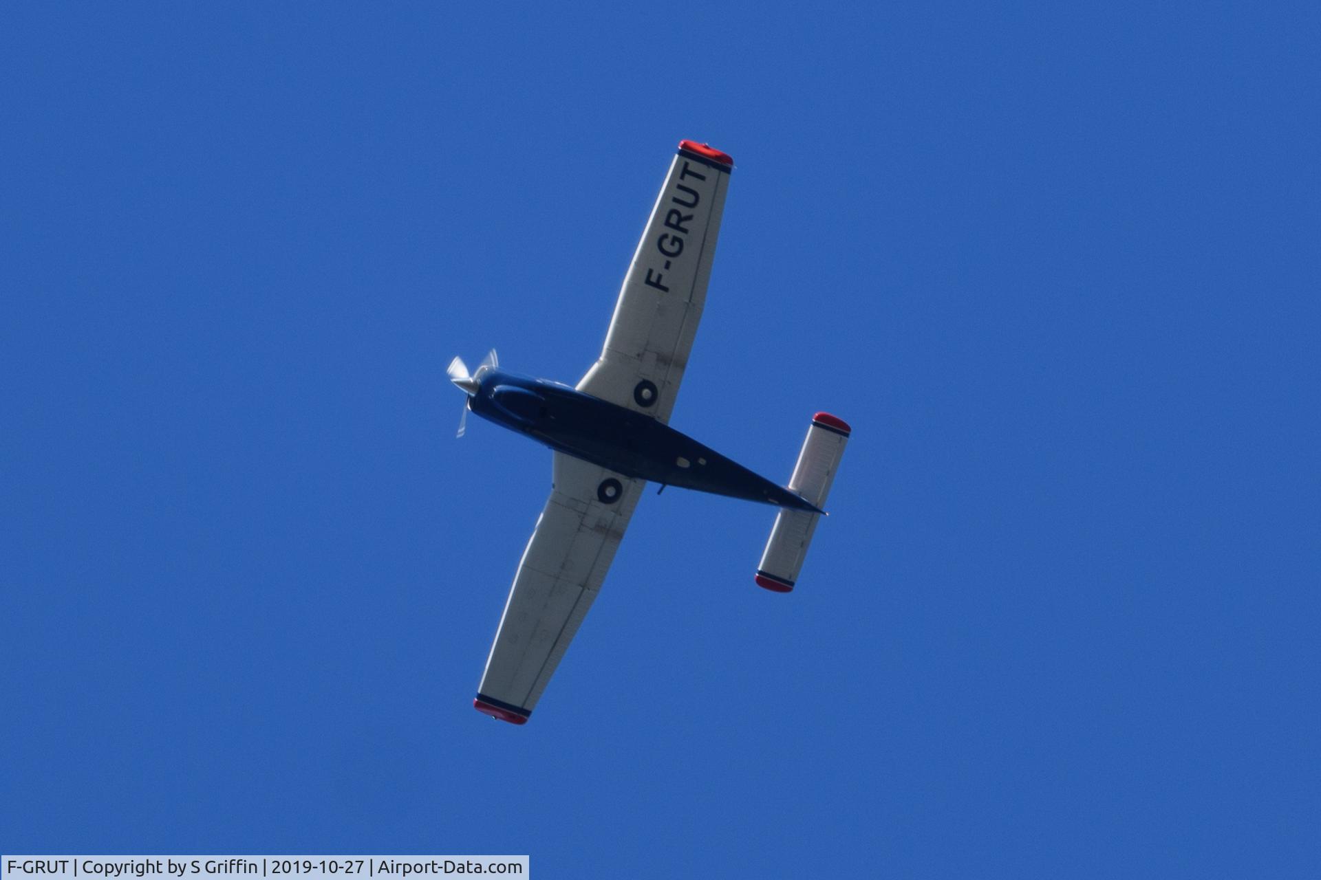 F-GRUT, 1980 Piper PA-28RT-201T Arrow IV C/N 28R8031016, Seen over Holme next the Sea, Norfolk England.  27 Oct 2019