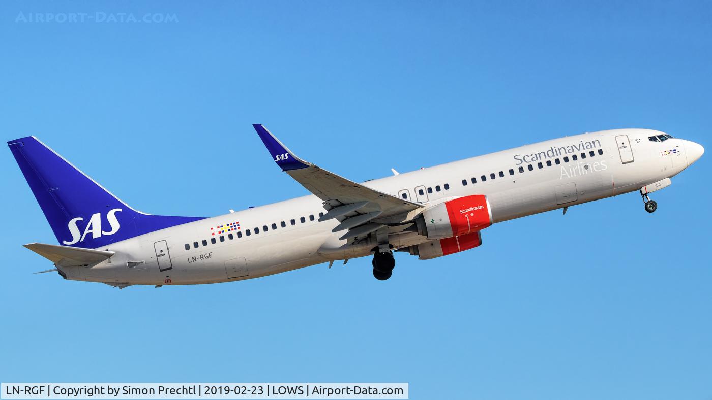 LN-RGF, 2013 Boeing 737-86N C/N 38038, LN-RGF @ Salzburg Airport