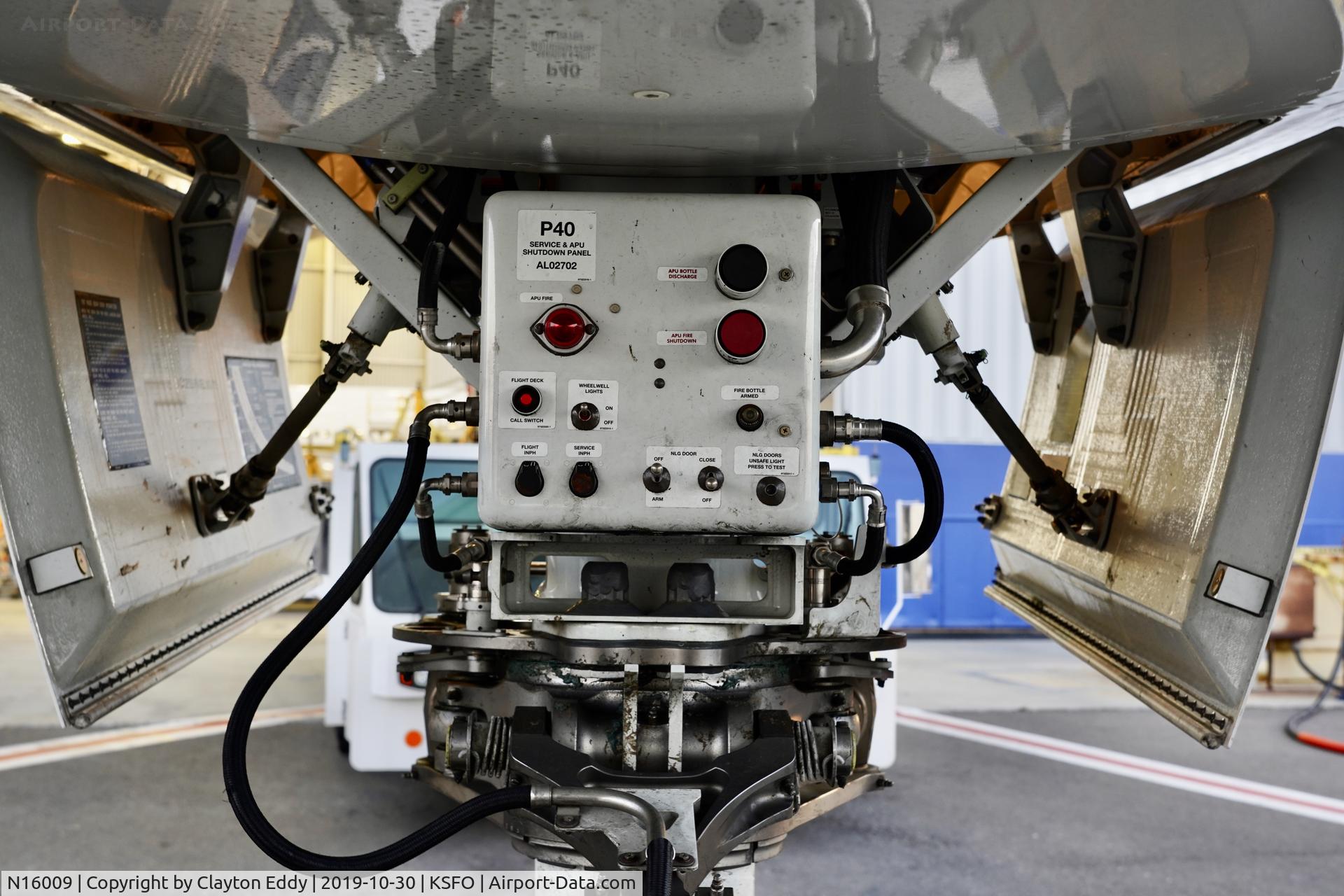 N16009, 2019 Boeing 787-10 Dreamliner Dreamliner C/N 40938, SFO 2019.