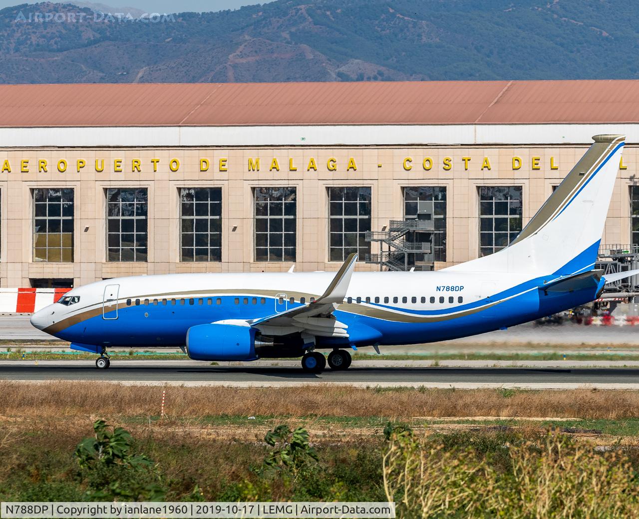 N788DP, 1999 Boeing 737-79U C/N 29441, DP World