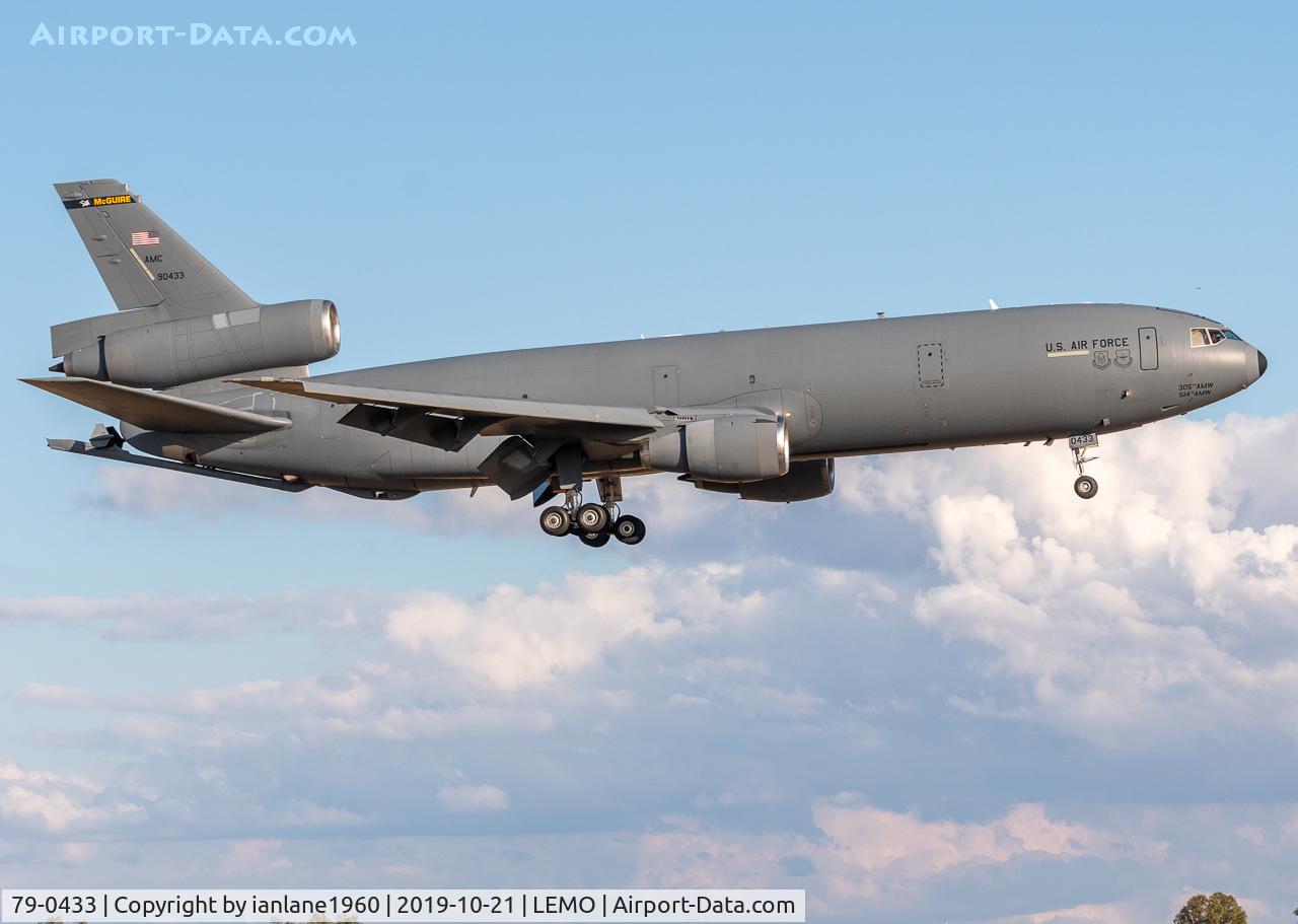 79-0433, 1981 McDonnell Douglas KC-10A Extender C/N 48200, Arriving at Moron Air Base, Spain