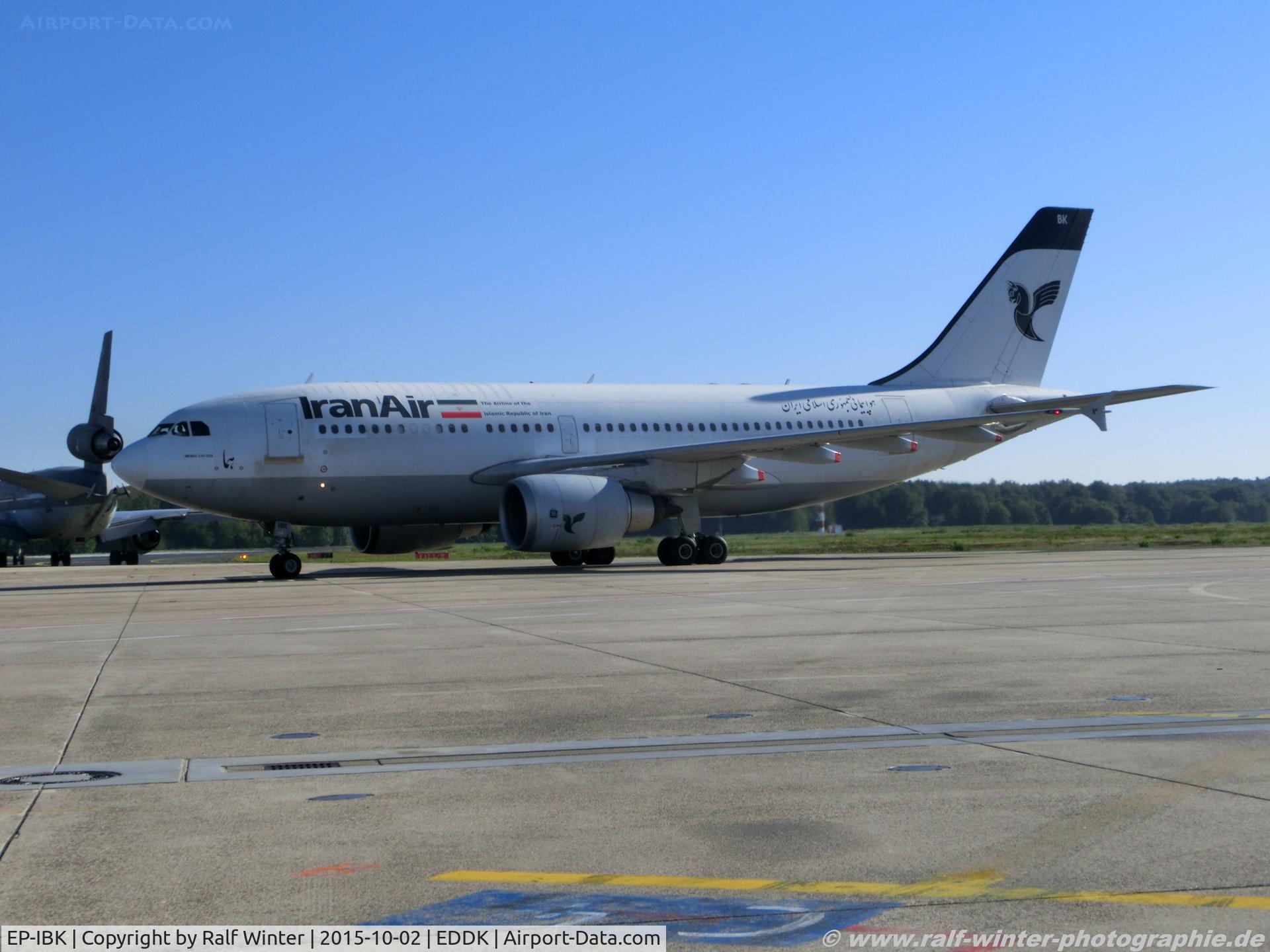 EP-IBK, 1993 Airbus A310-304 C/N 671, Airbus A310-304 - IR IRA Iran Air - 671 - EP-IBK - 02.10.2015 - CGN