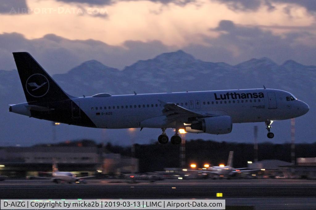 D-AIZG, 2010 Airbus A320-214 C/N 4324, Landing