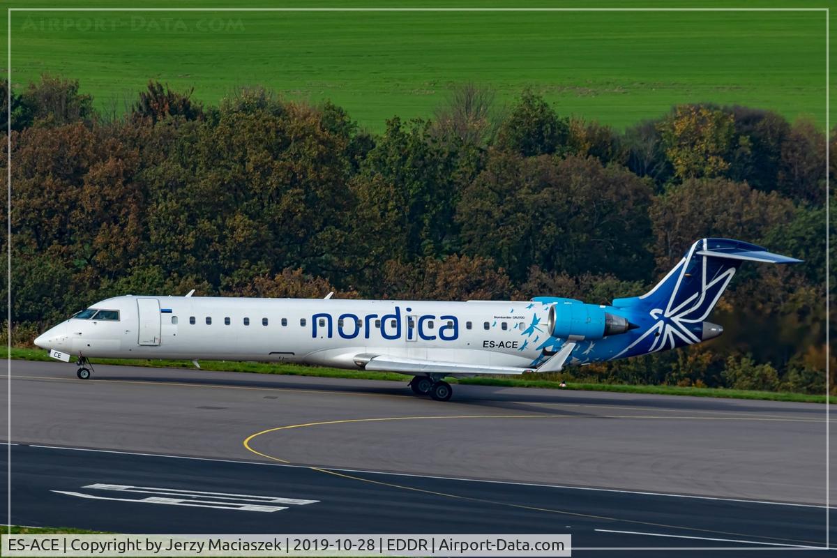 ES-ACE, 2003 Canadair CRJ-700 (CL-600-2C10) Regional Jet C/N 10083, Canadair CRJ-700
