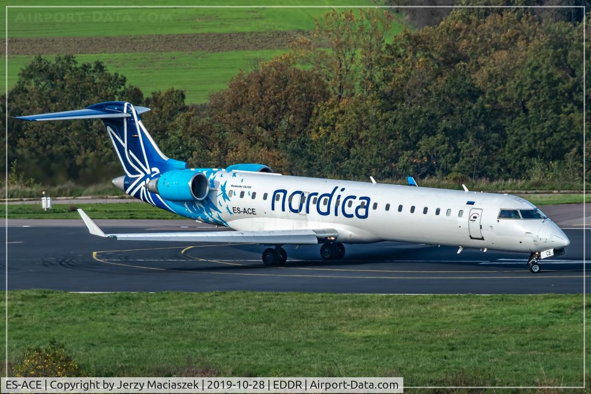 ES-ACE, 2003 Canadair CRJ-700 (CL-600-2C10) Regional Jet C/N 10083, Canadair CRJ-700
